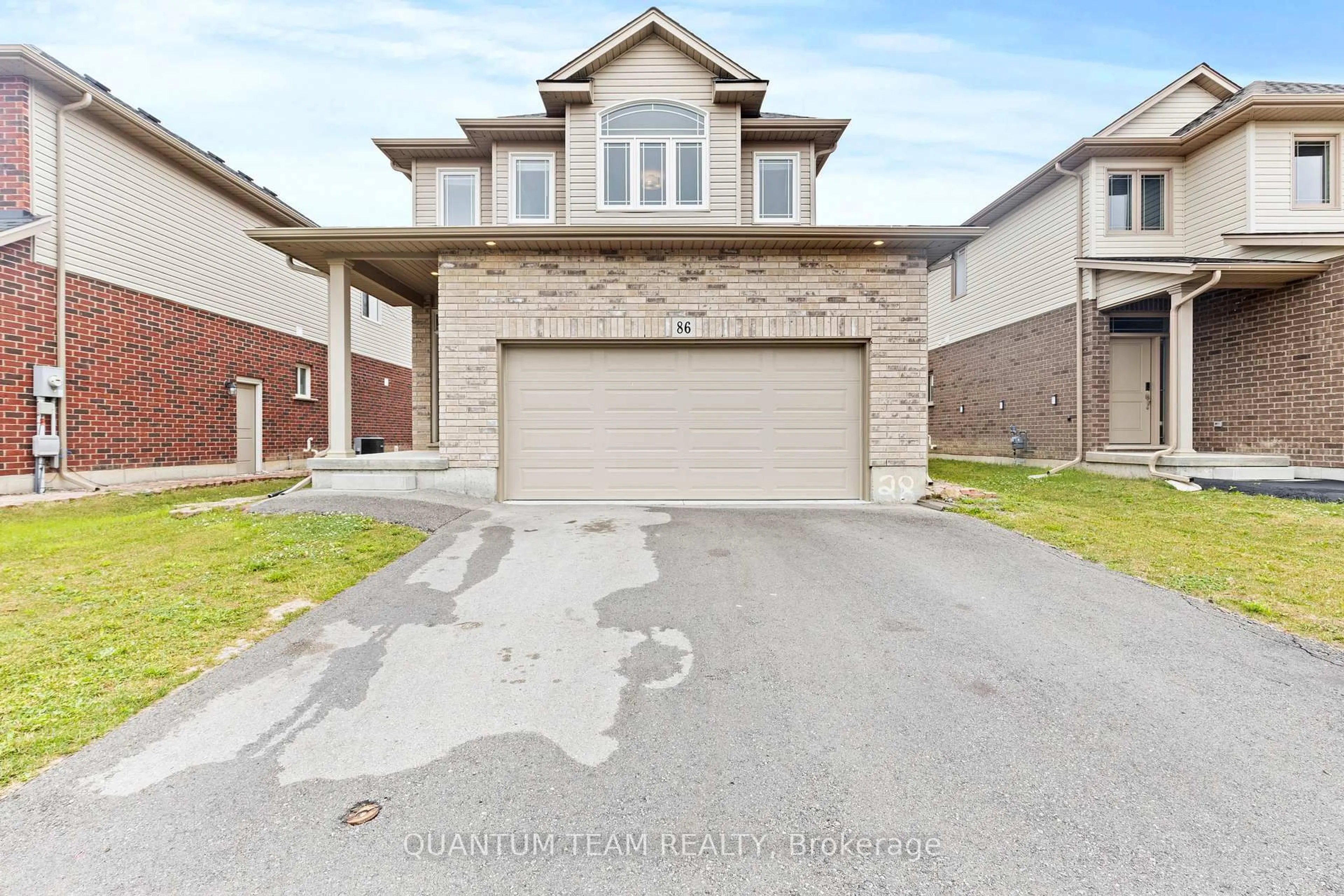 Home with brick exterior material, street for 86 Homestead Way, Thorold Ontario L2V 0J8