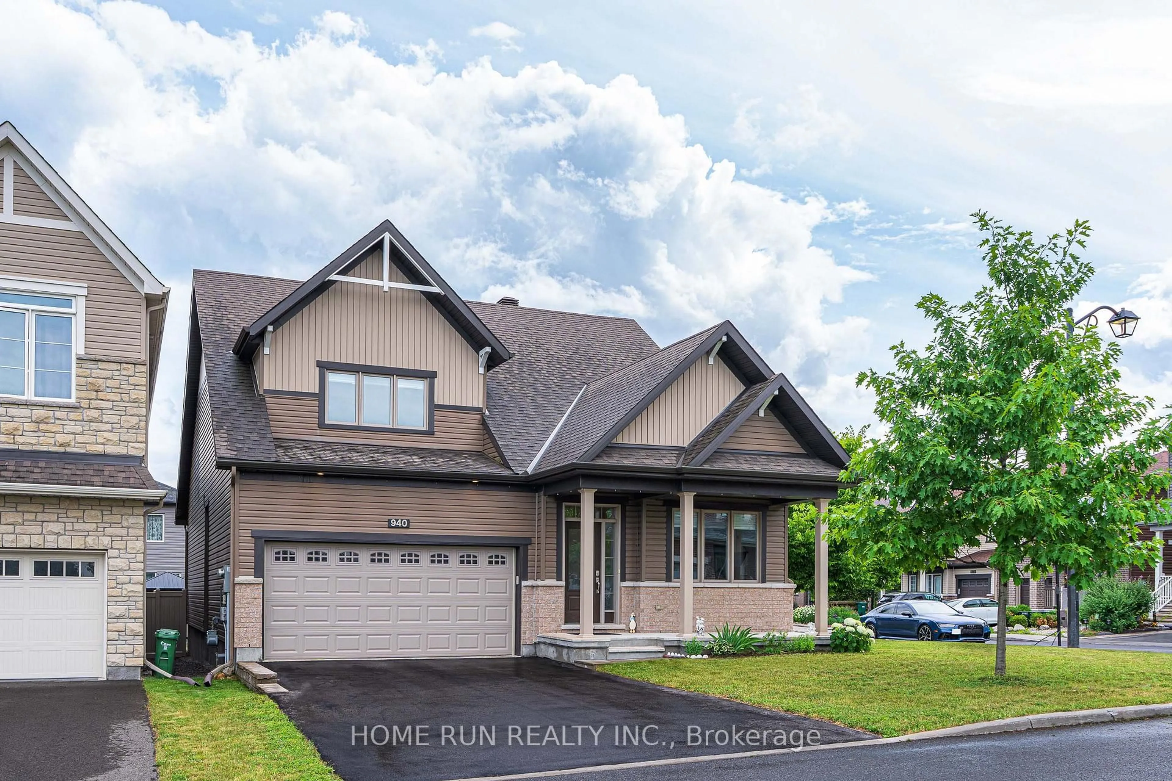 Home with brick exterior material, unknown for 940 Guinness Cres, Ottawa Ontario K2J 6G8