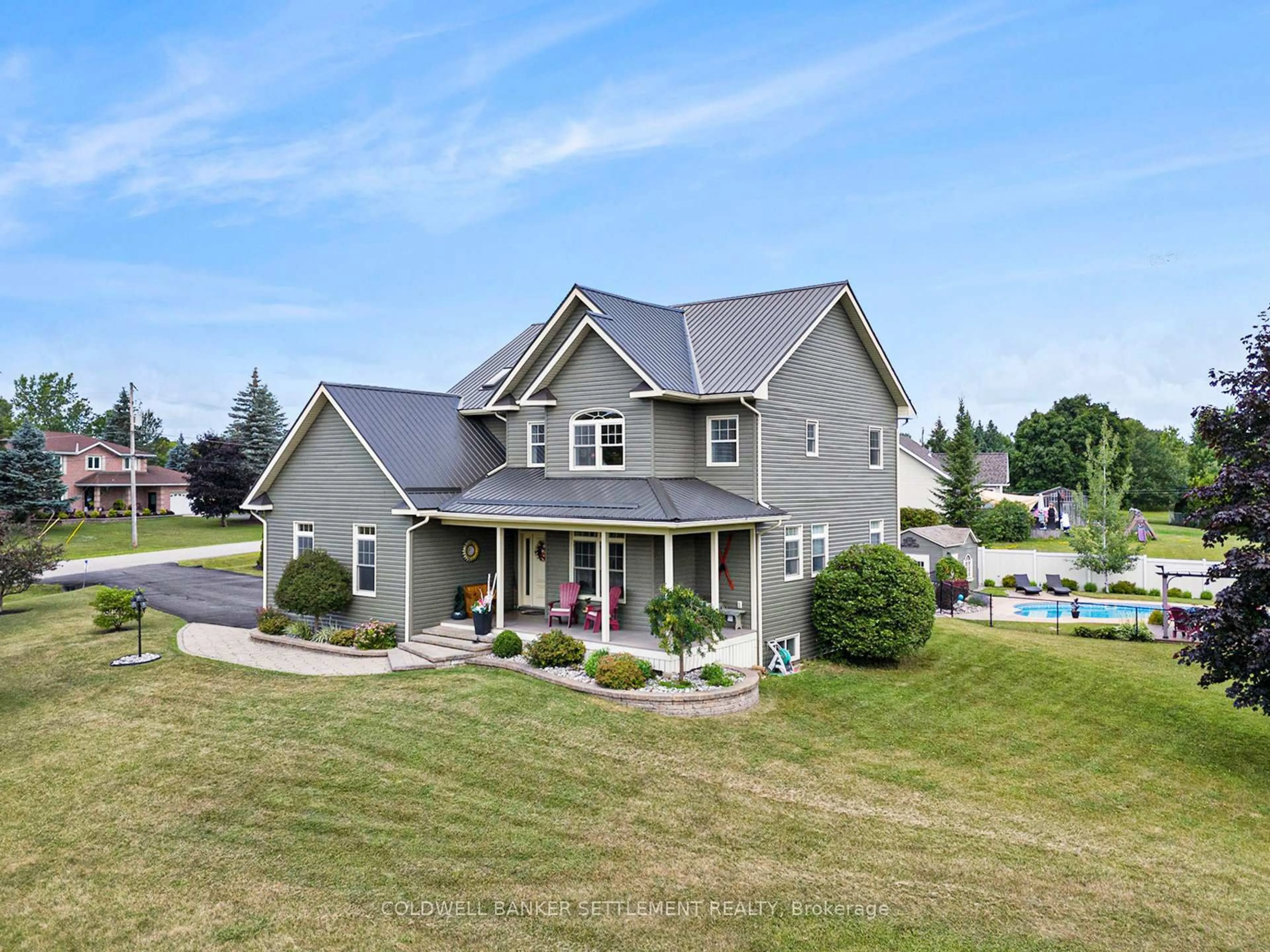 Home with vinyl exterior material, unknown for 31 Tudor Circ, Rideau Lakes Ontario K0G 1L0