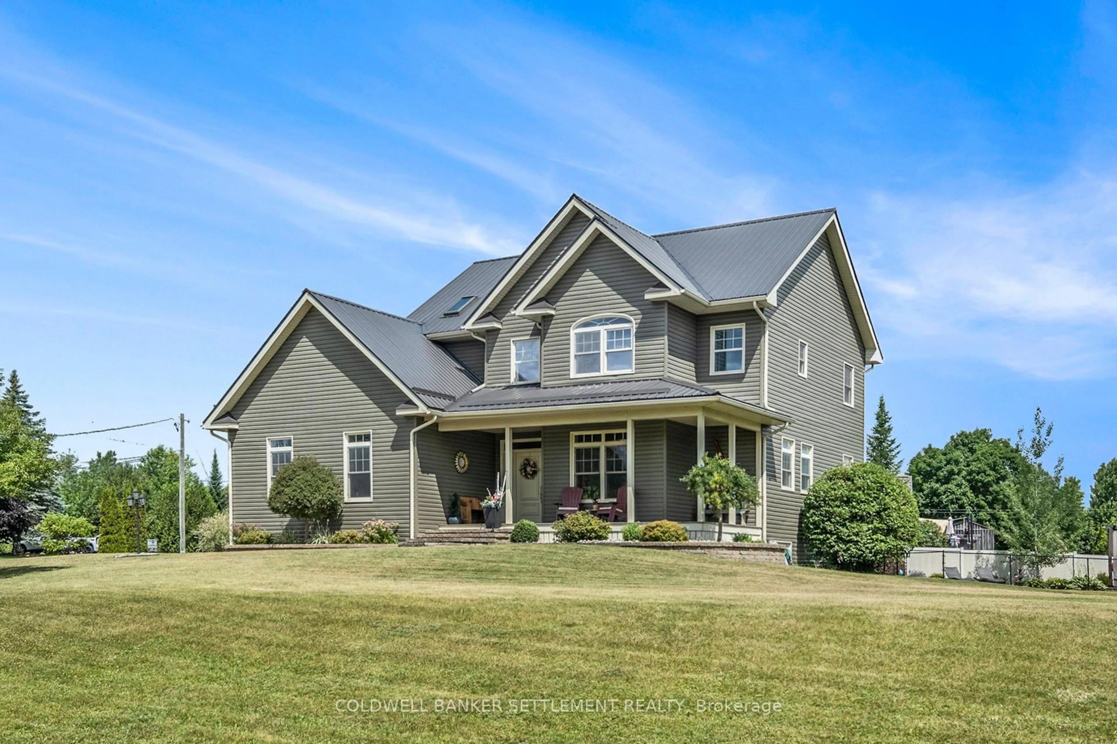 Home with vinyl exterior material, unknown for 31 Tudor Circ, Rideau Lakes Ontario K0G 1L0