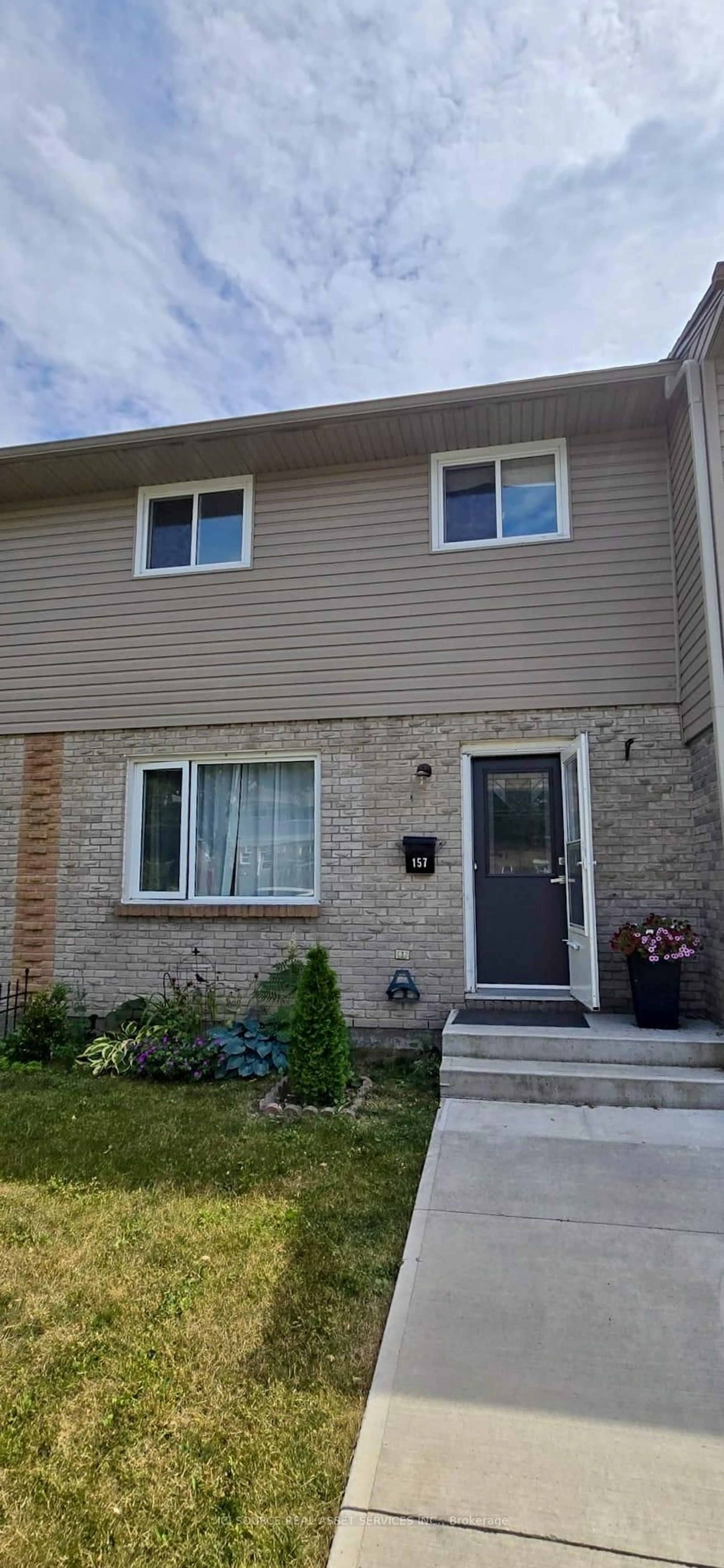 Home with vinyl exterior material, street for 157 Rosemund Cres, Kingston Ontario K7M 6Z2