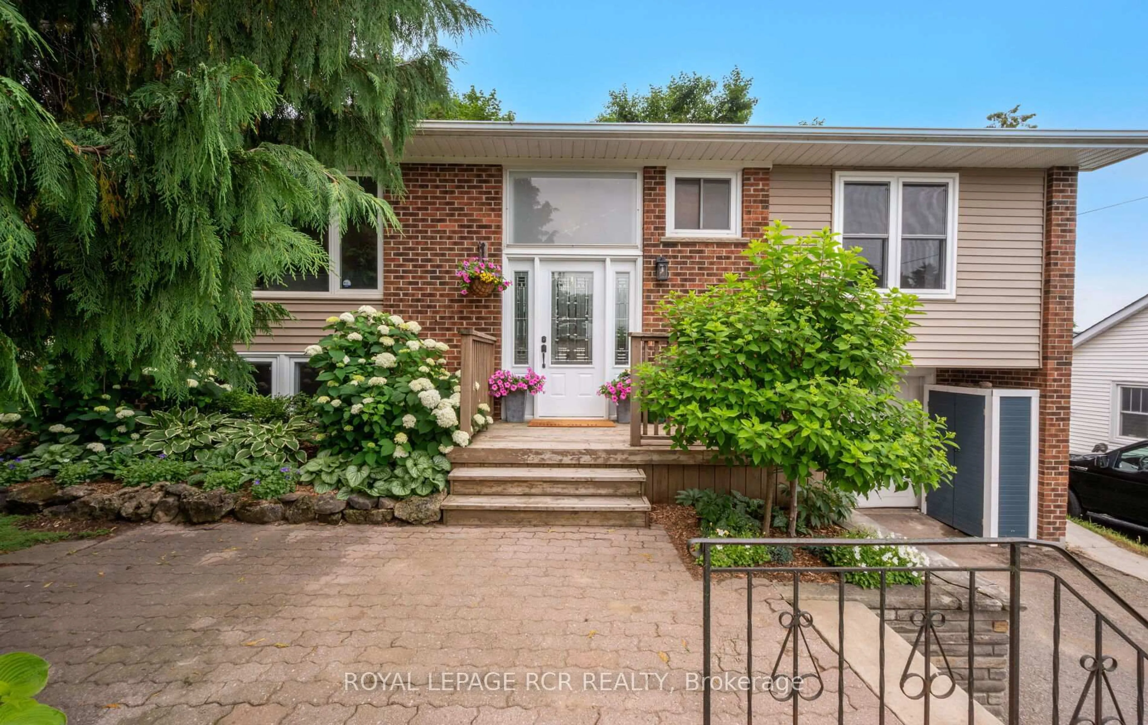 Home with brick exterior material, street for 538 Owen Sound St, Shelburne Ontario L9V 2X1