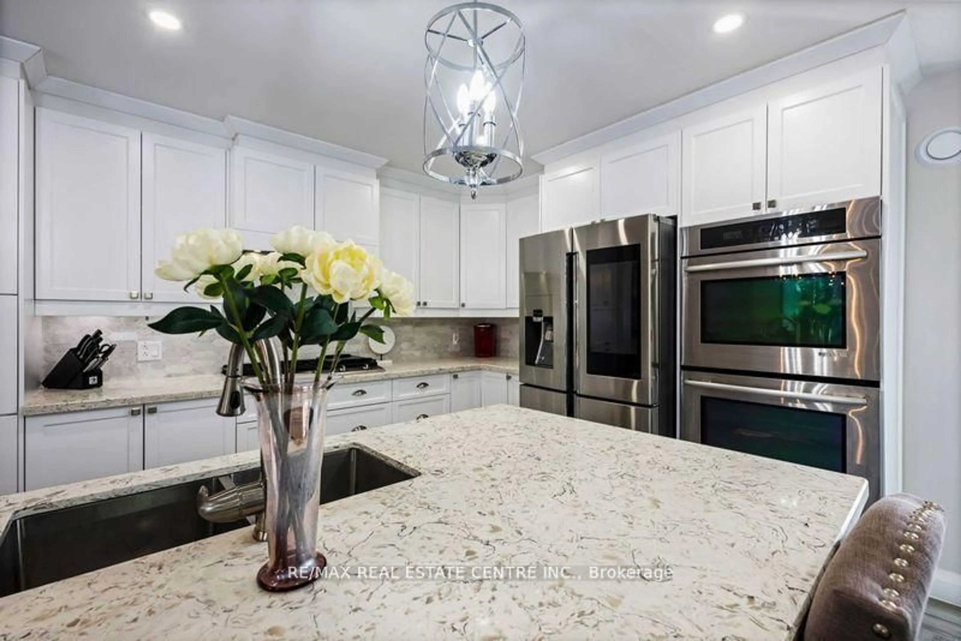 Contemporary kitchen, ceramic/tile floor for 2 Cedar Grve, Mono Ontario L9W 6X6