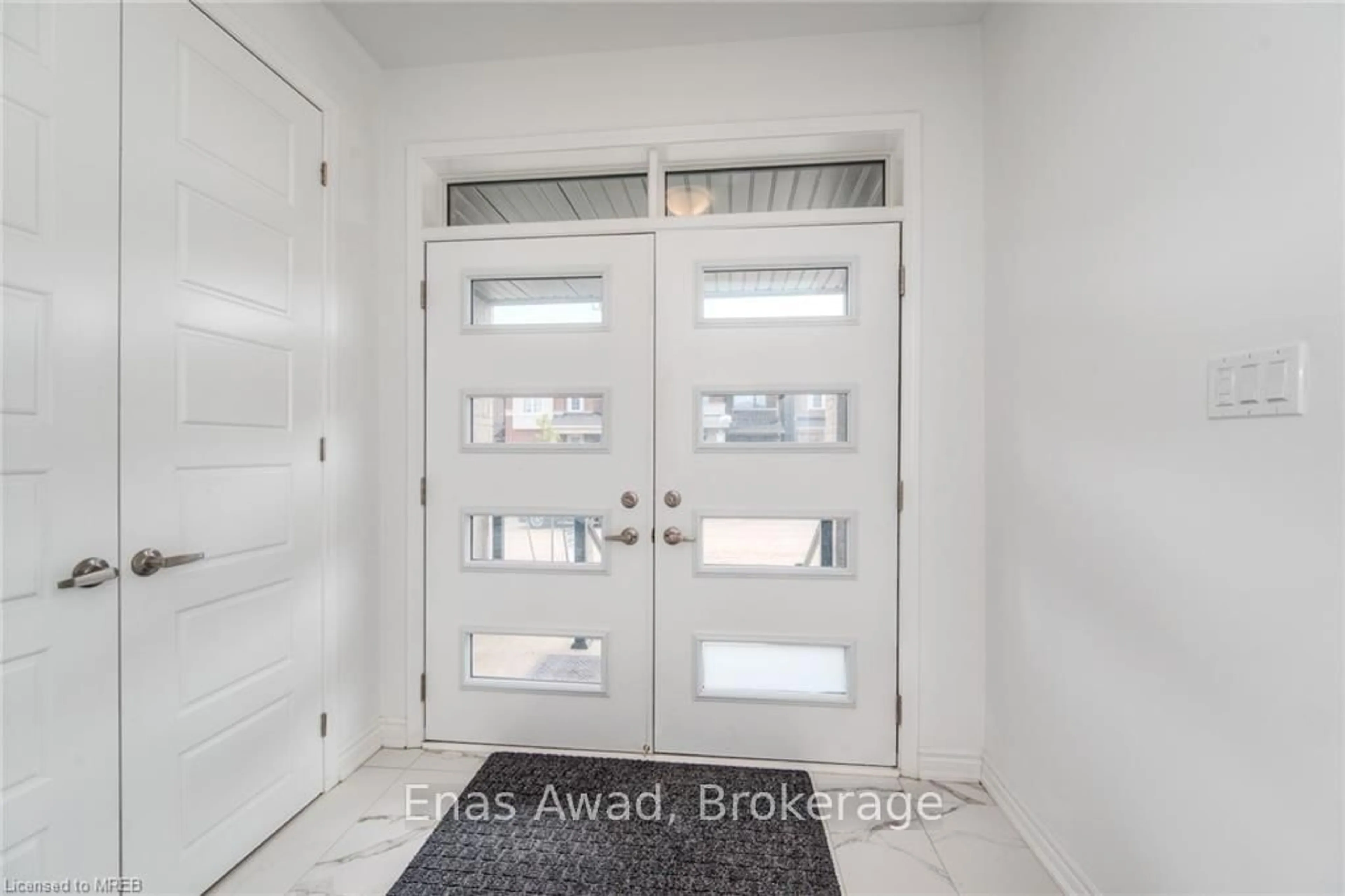Indoor entryway for 19 William Nador St, Kitchener Ontario N2R 0S3