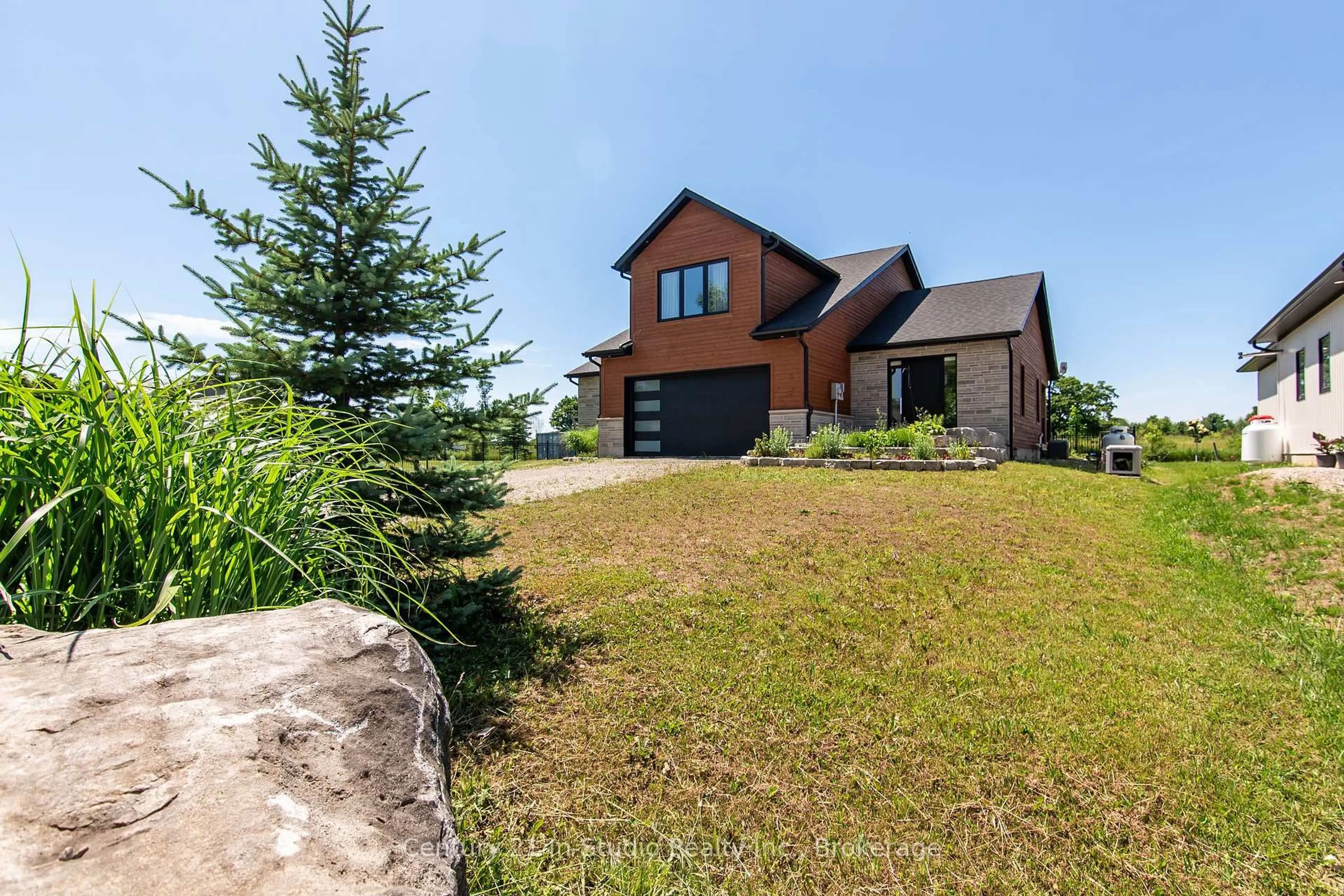 A pic from outside/outdoor area/front of a property/back of a property/a pic from drone, unknown for 67 Everett Rd, South Bruce Peninsula Ontario N0H 2T0