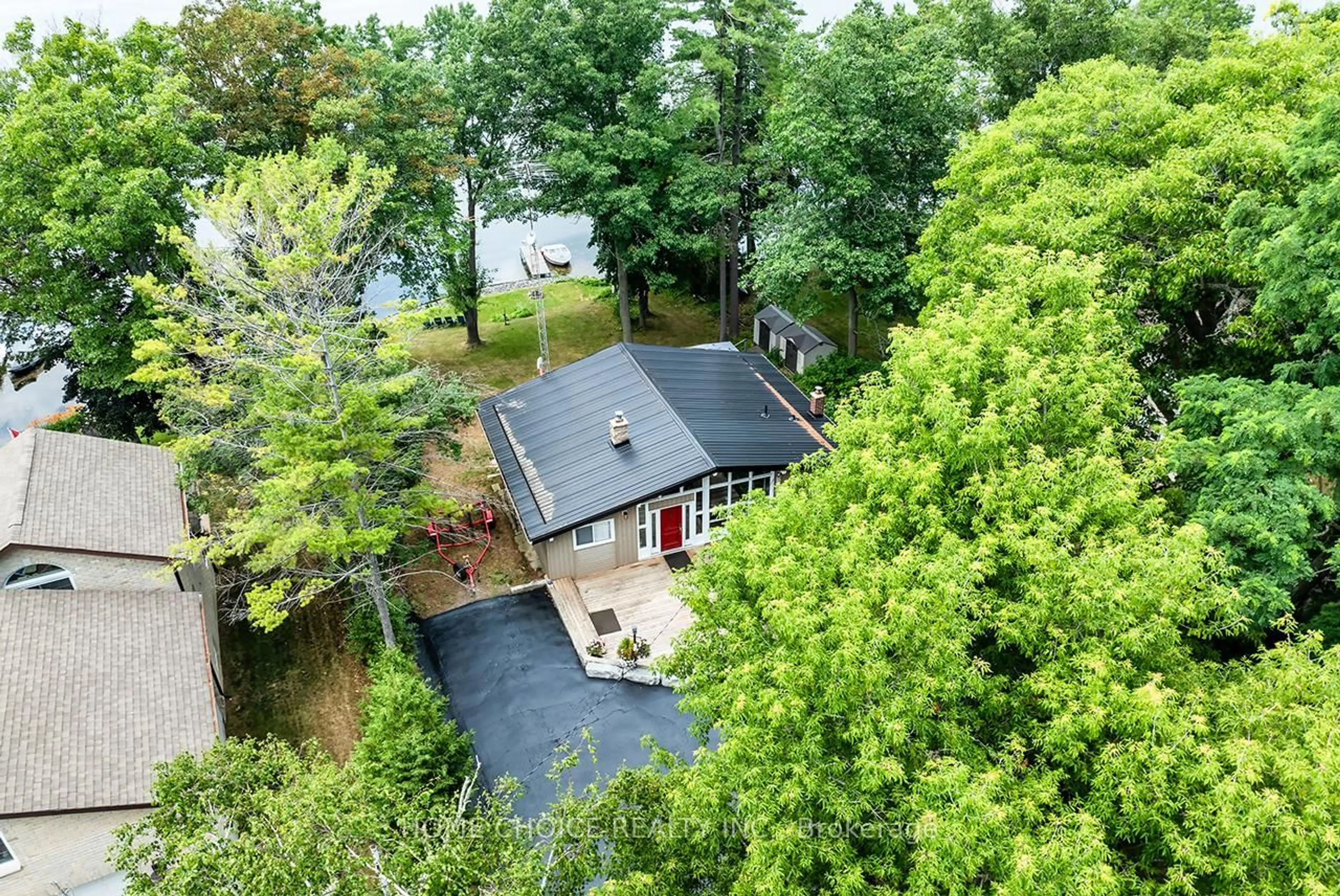 A pic from outside/outdoor area/front of a property/back of a property/a pic from drone, water/lake/river/ocean view for 7508 Bamsey Dr, Hamilton Township Ontario K0L 1E0