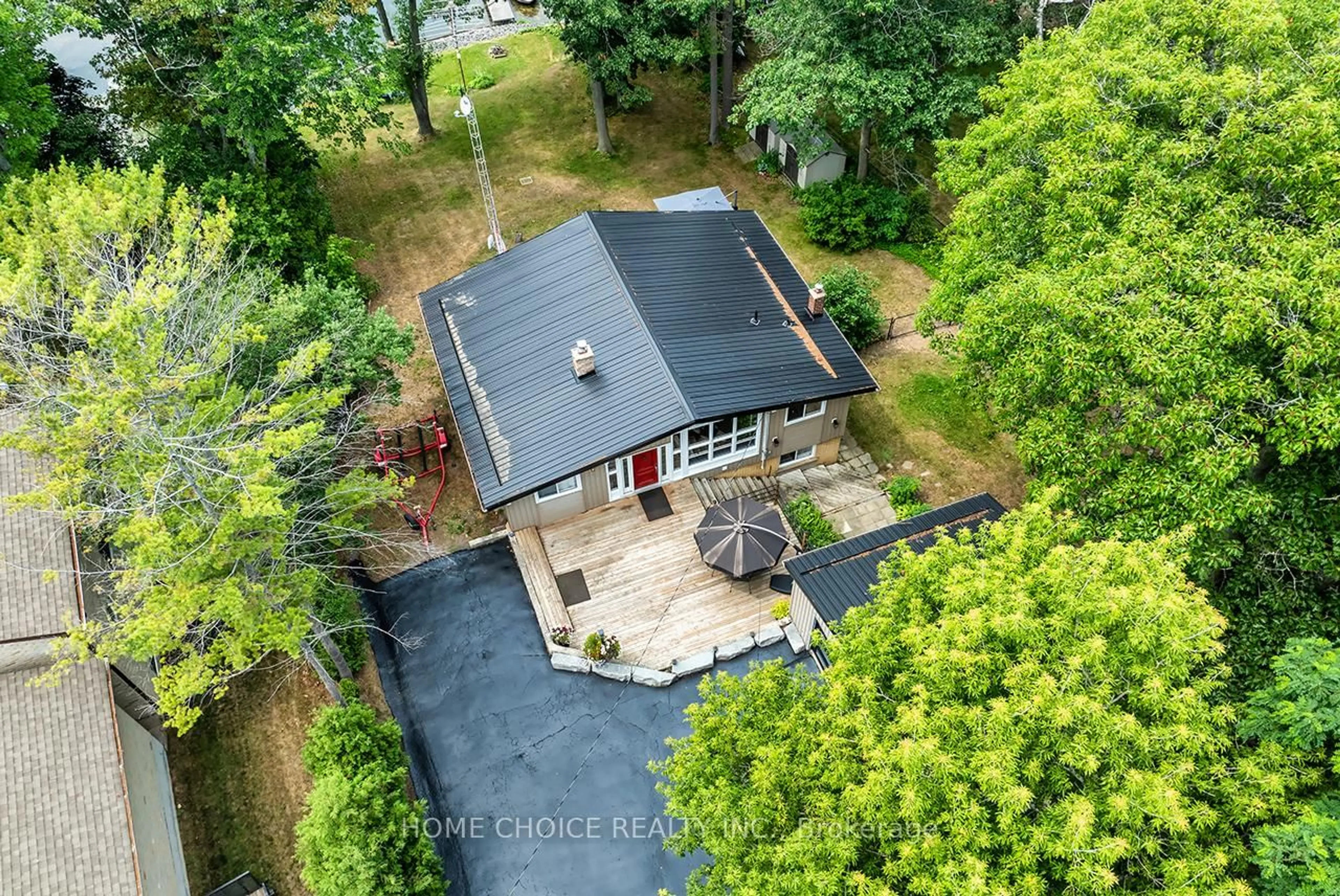 A pic from outside/outdoor area/front of a property/back of a property/a pic from drone, street for 7508 Bamsey Dr, Hamilton Township Ontario K0L 1E0