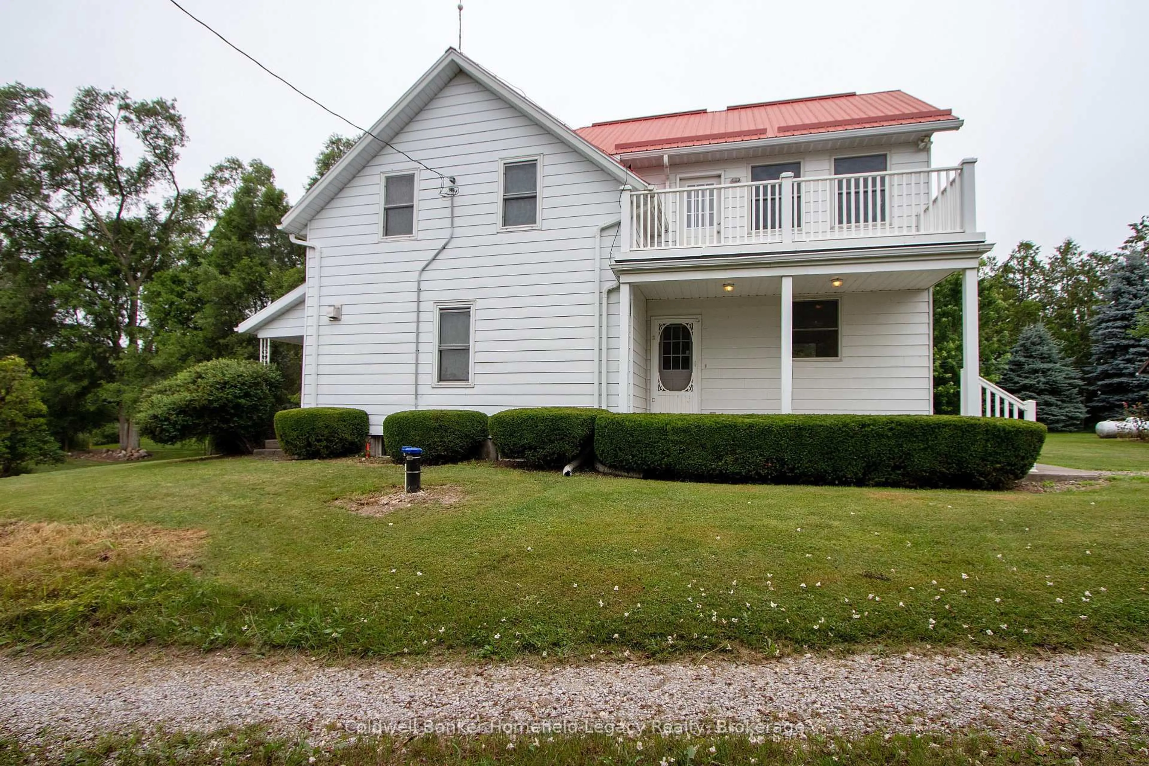 A pic from outside/outdoor area/front of a property/back of a property/a pic from drone, building for 5788 Perth Line 8 Line, Perth South Ontario N4X 1C4