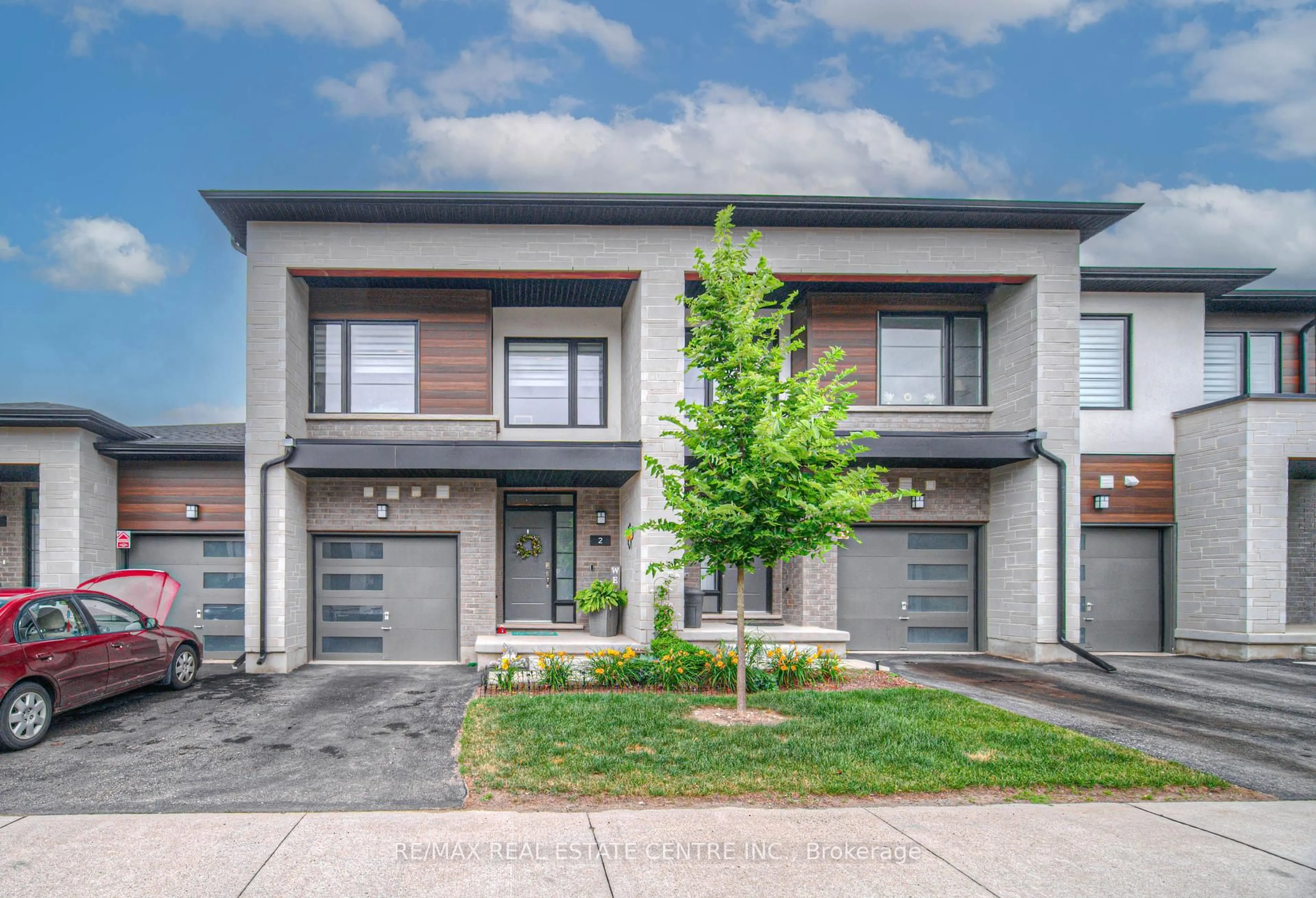 Unknown for 350 River Rd #2, Cambridge Ontario N3C 0H4