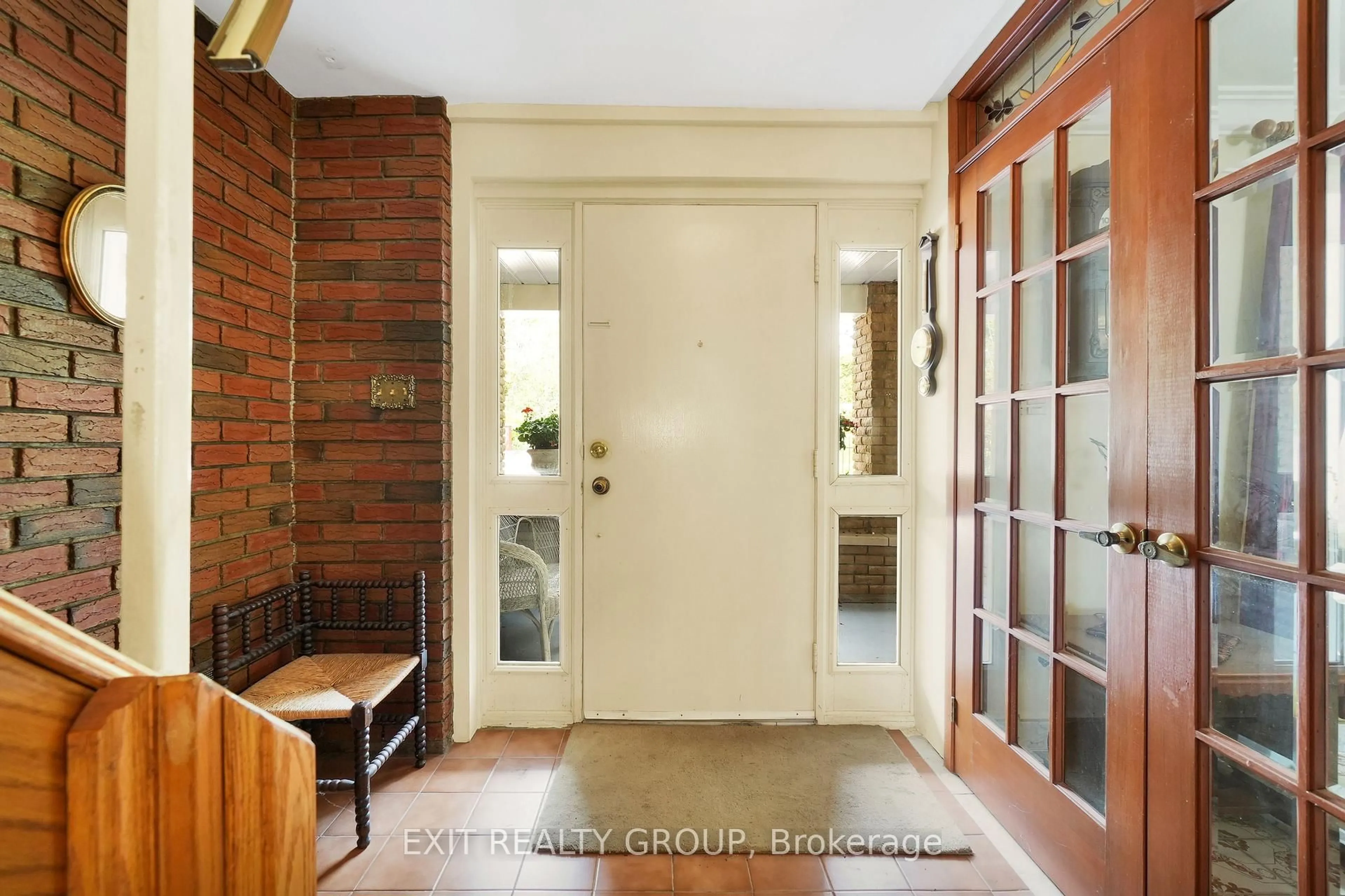 Indoor entryway for 1249 GLEN MILLER Rd, Hastings Ontario K0K 2C0