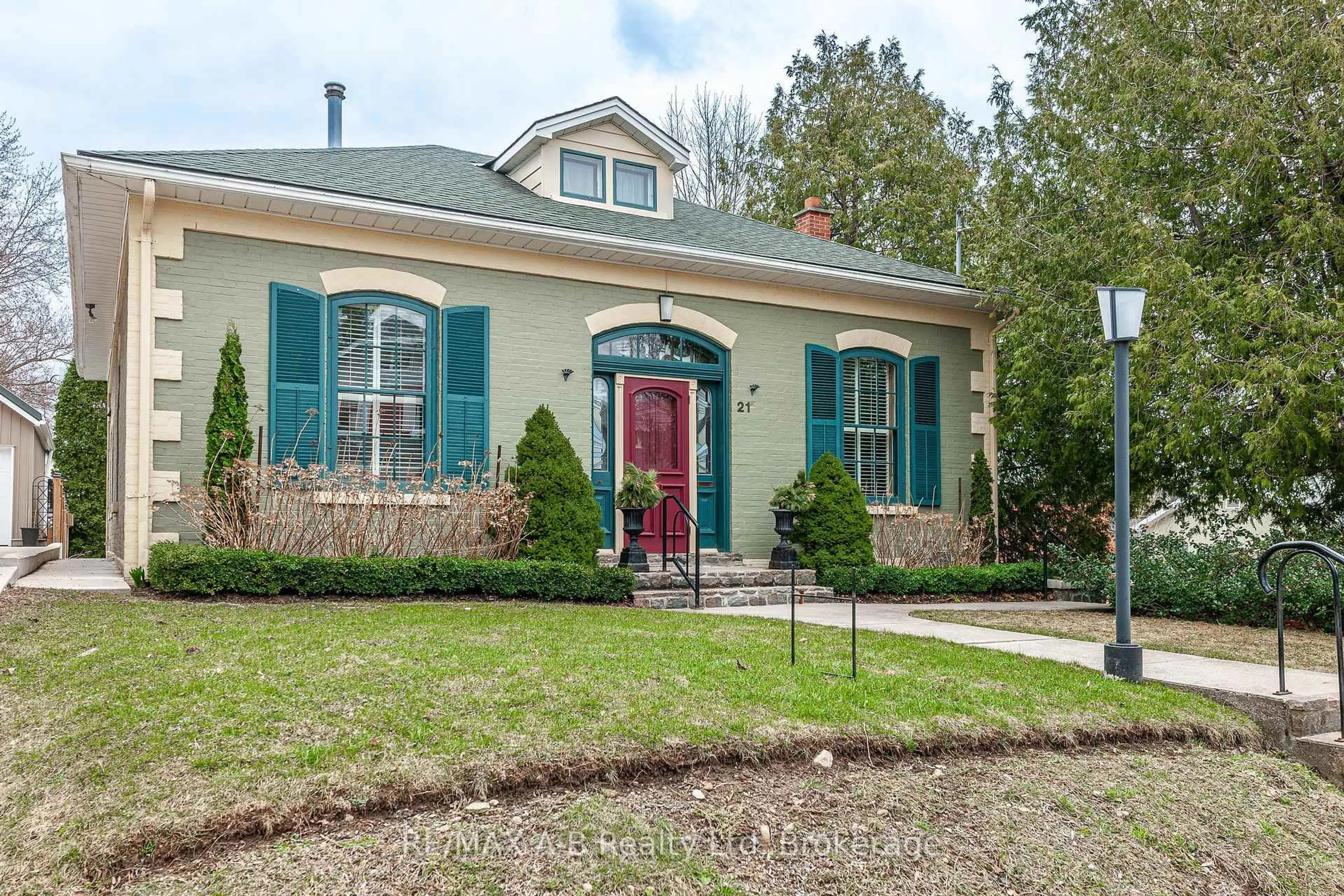 Home with brick exterior material, street for 21 Birmingham St, Stratford Ontario N5A 2S5