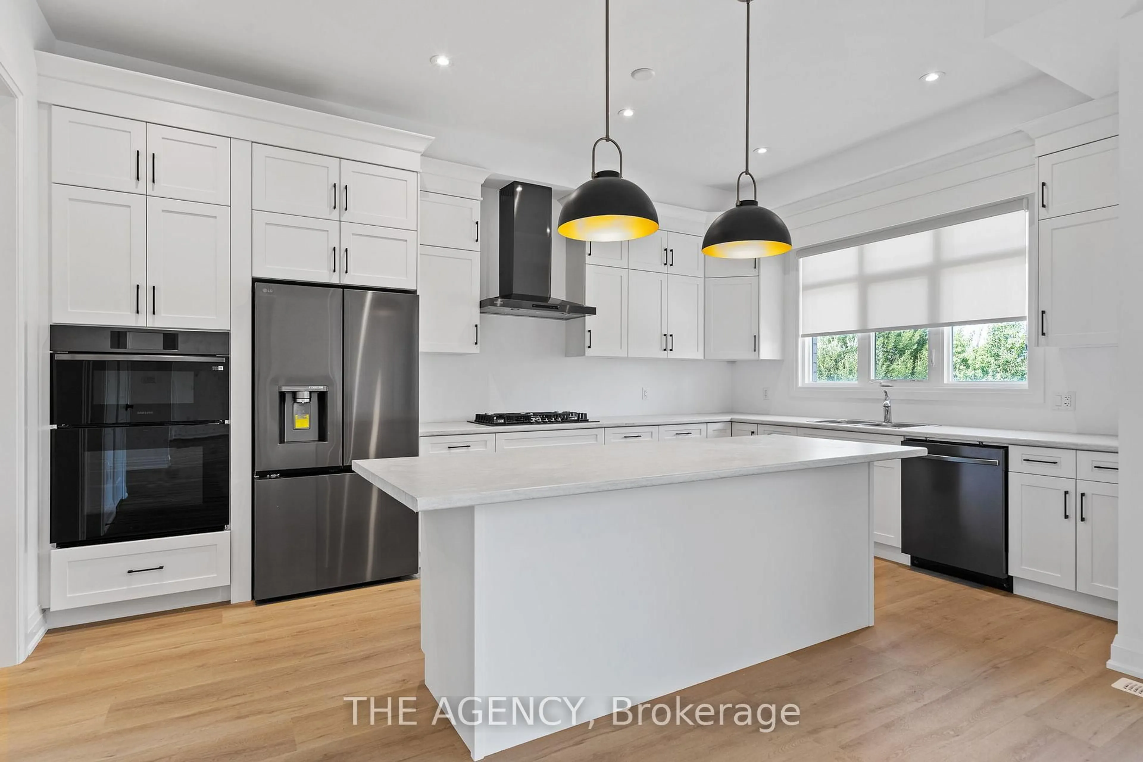 Contemporary kitchen, unknown for 172 Westcott Rd #Lot 24, Welland Ontario L3B 5N8