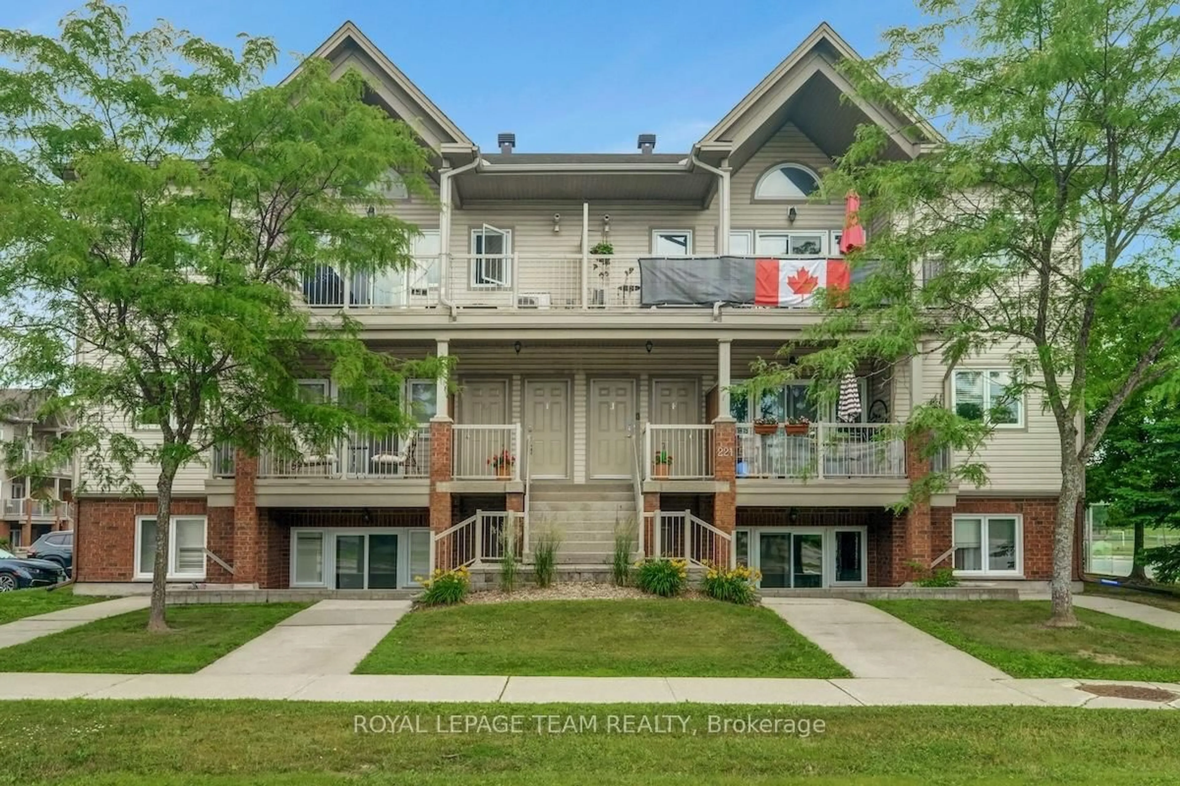 Unknown for 221 Crestway Dr #C, Ottawa Ontario K2G 0A9