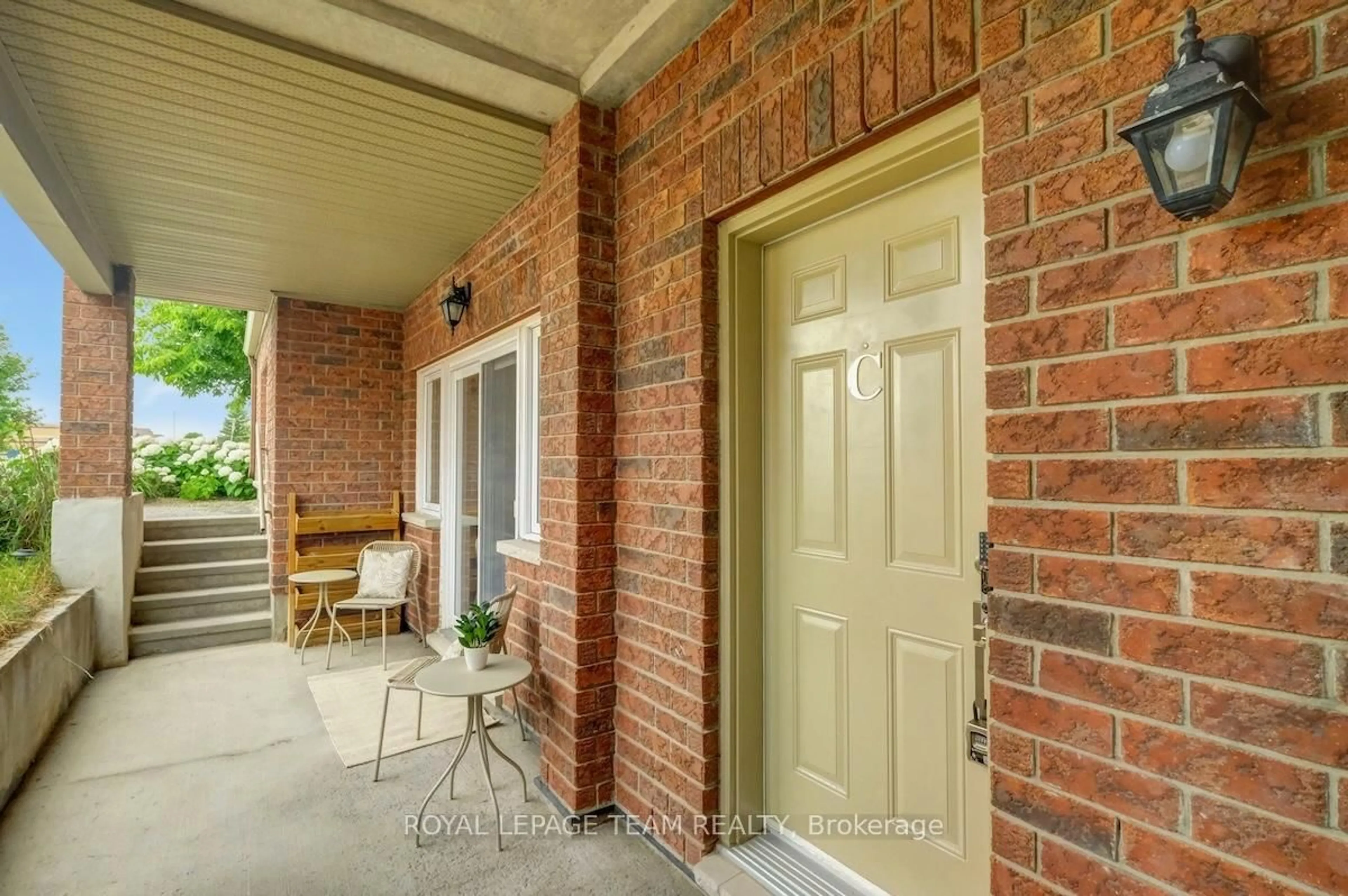 Unknown for 221 Crestway Dr #C, Ottawa Ontario K2G 0A9