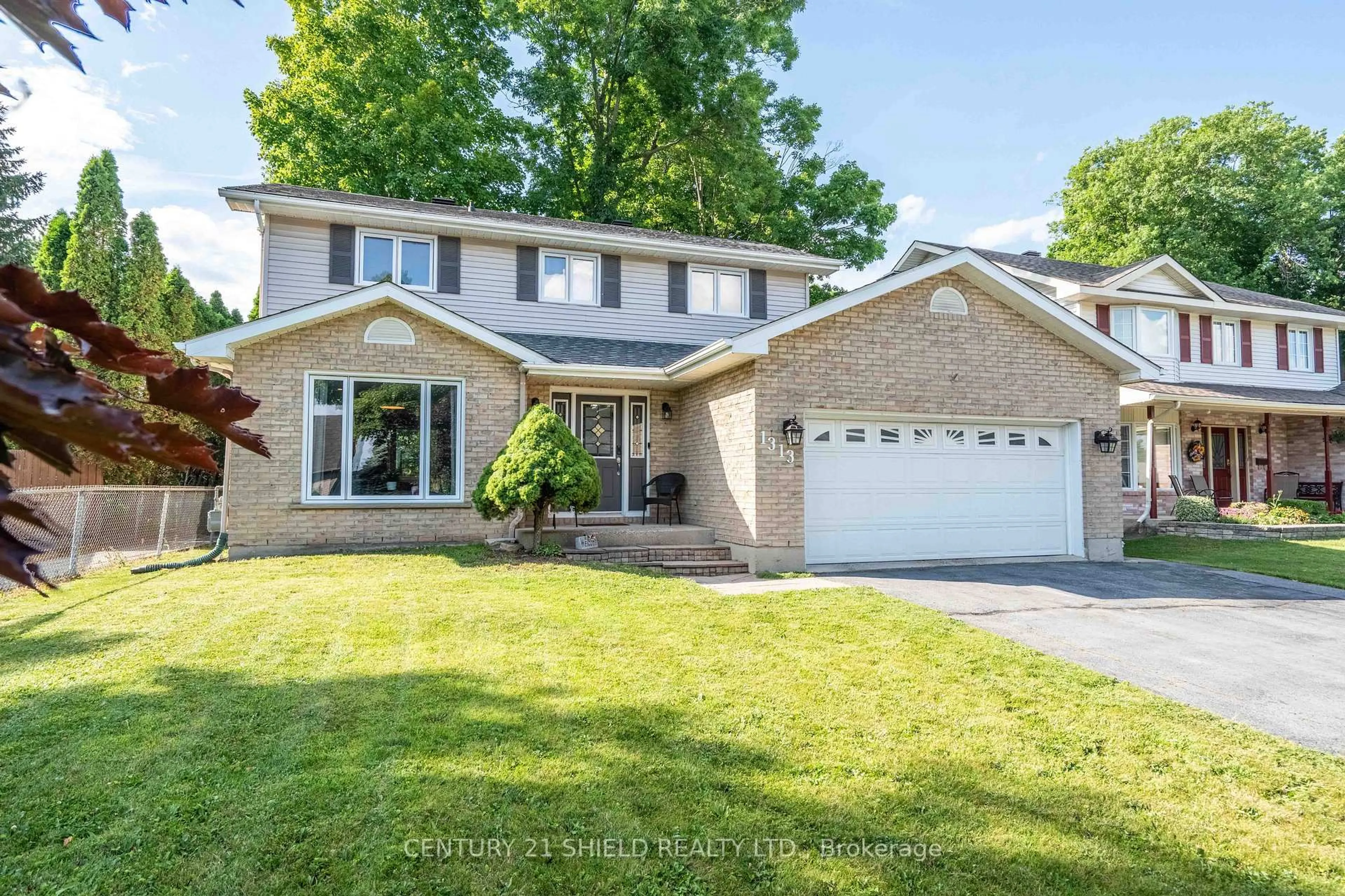 Home with brick exterior material, street for 1313 Patricia Pl, Cornwall Ontario K6H 6X9