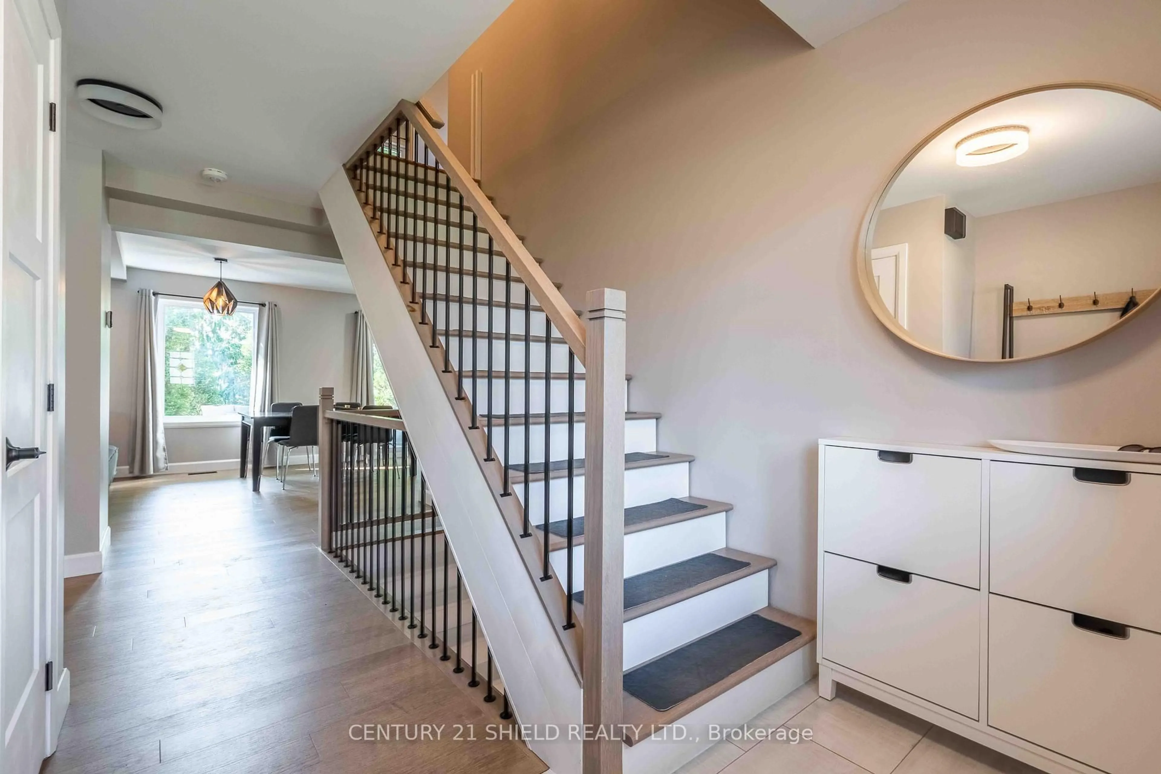 Unknown for 1313 Patricia Pl, Cornwall Ontario K6H 6X9