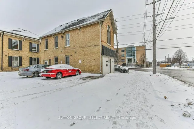 330 BURWELL St, London East 5