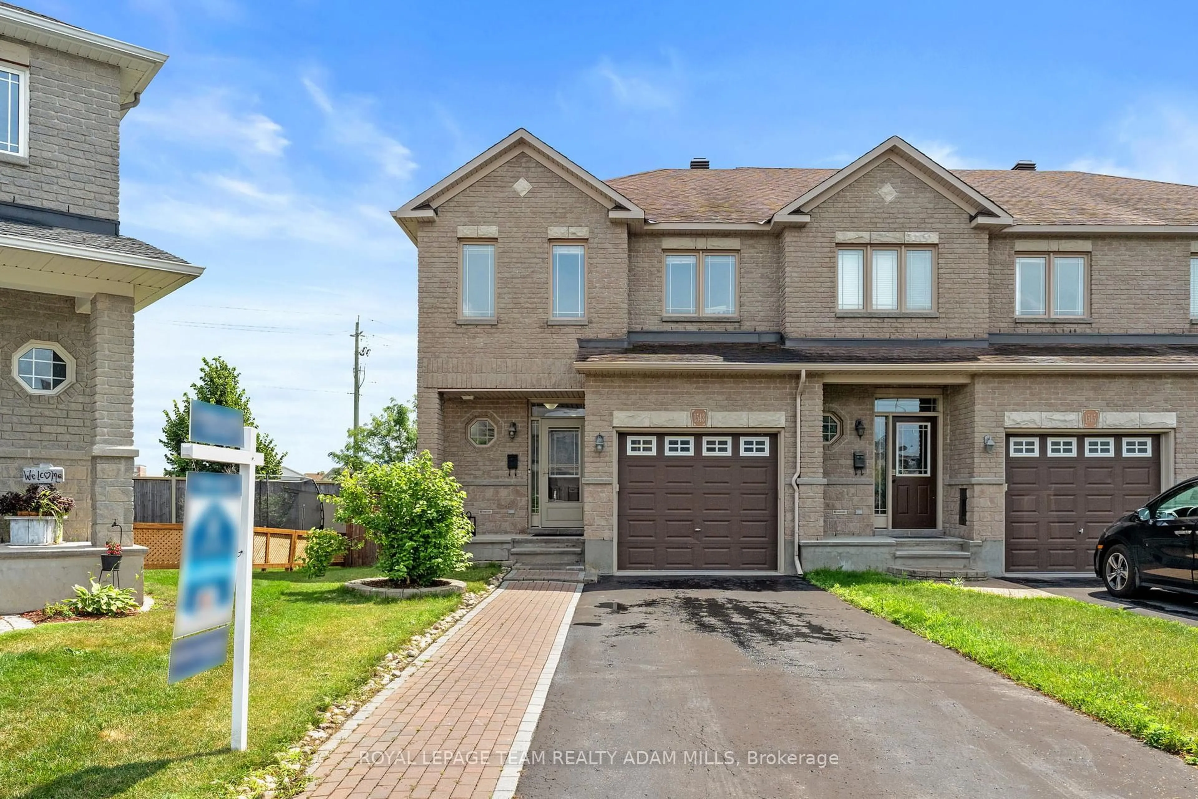 Home with brick exterior material, street for 1543 Carronbridge Circ, Ottawa Ontario K2M 0G8