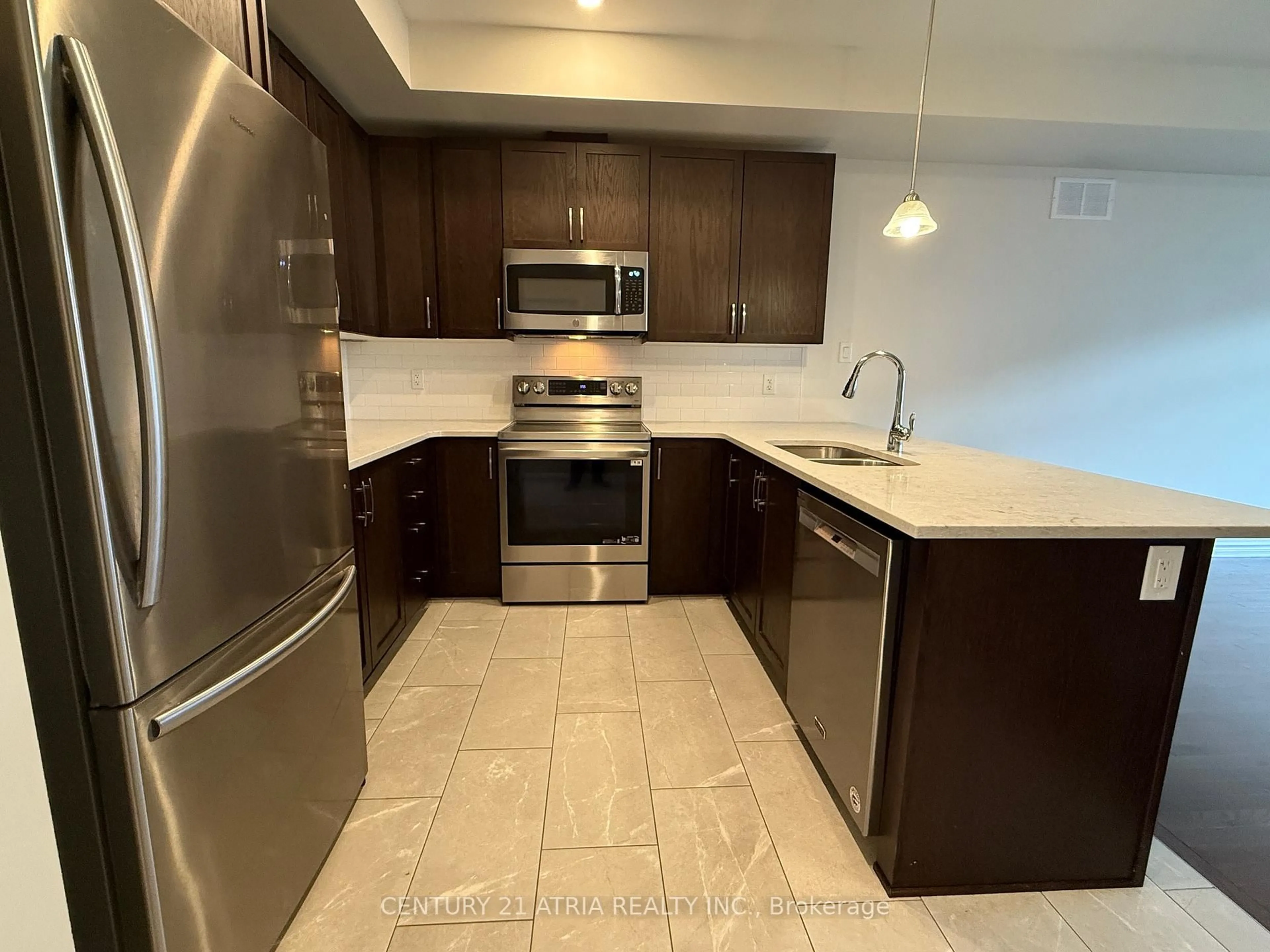 Standard kitchen, ceramic/tile floor for 14 Rookie Cres, Ottawa Ontario K2V 0R9