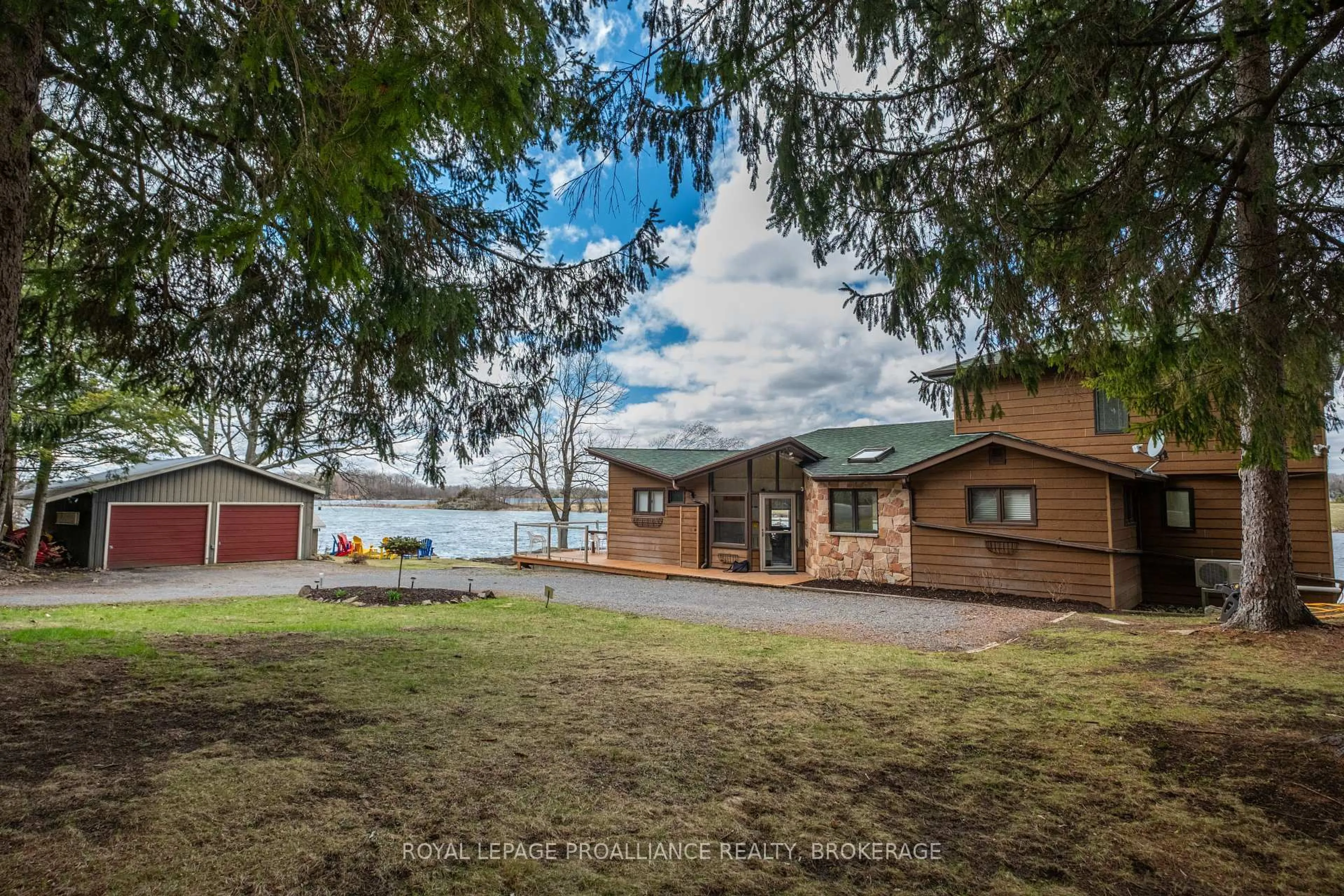 A pic from outside/outdoor area/front of a property/back of a property/a pic from drone, unknown for 4808 Leo Lake Rd, Seeley's Bay Ontario K0H 2N0