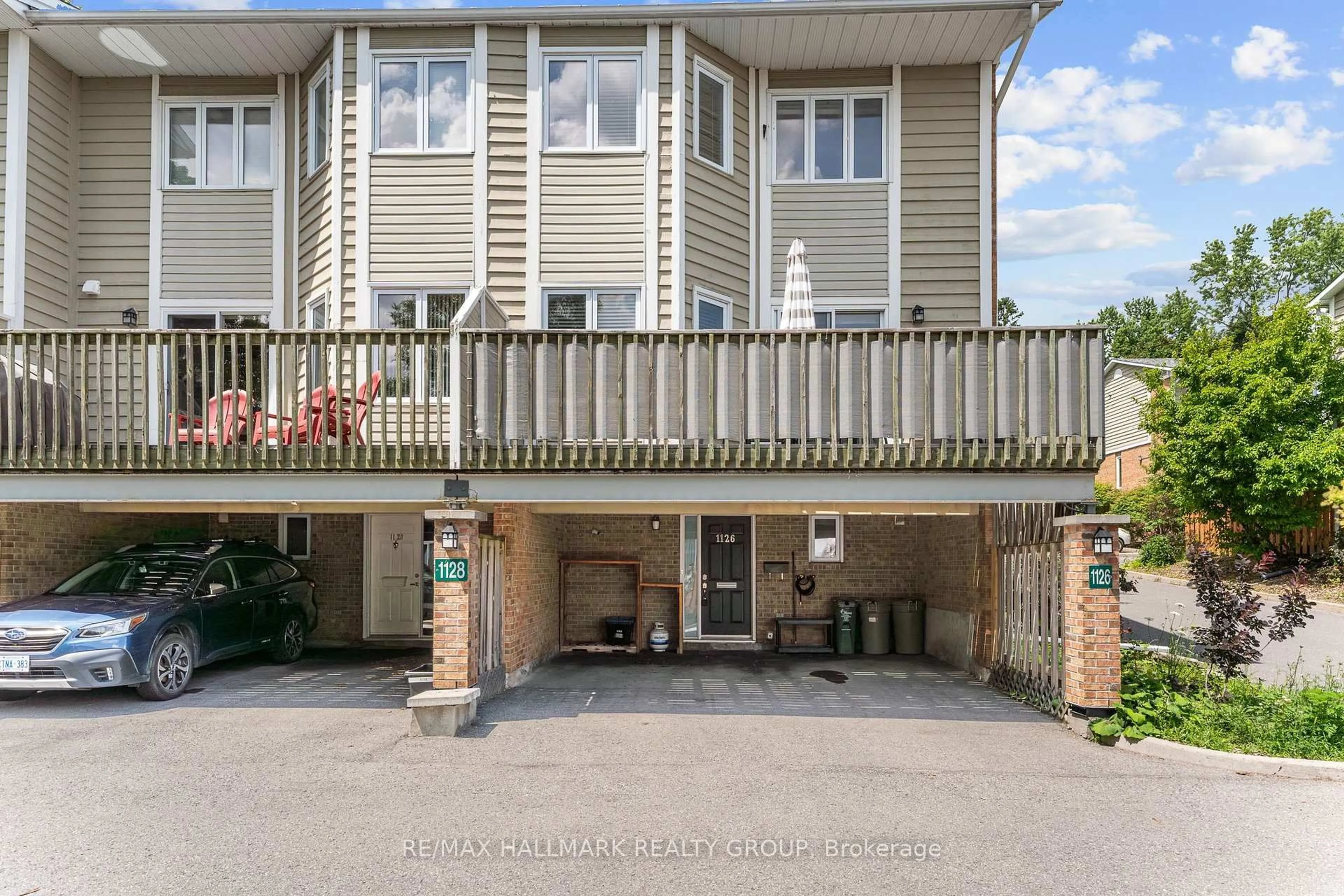 Patio, unknown for 1126 Chimney Hill Way, Ottawa Ontario K1J 8Z6