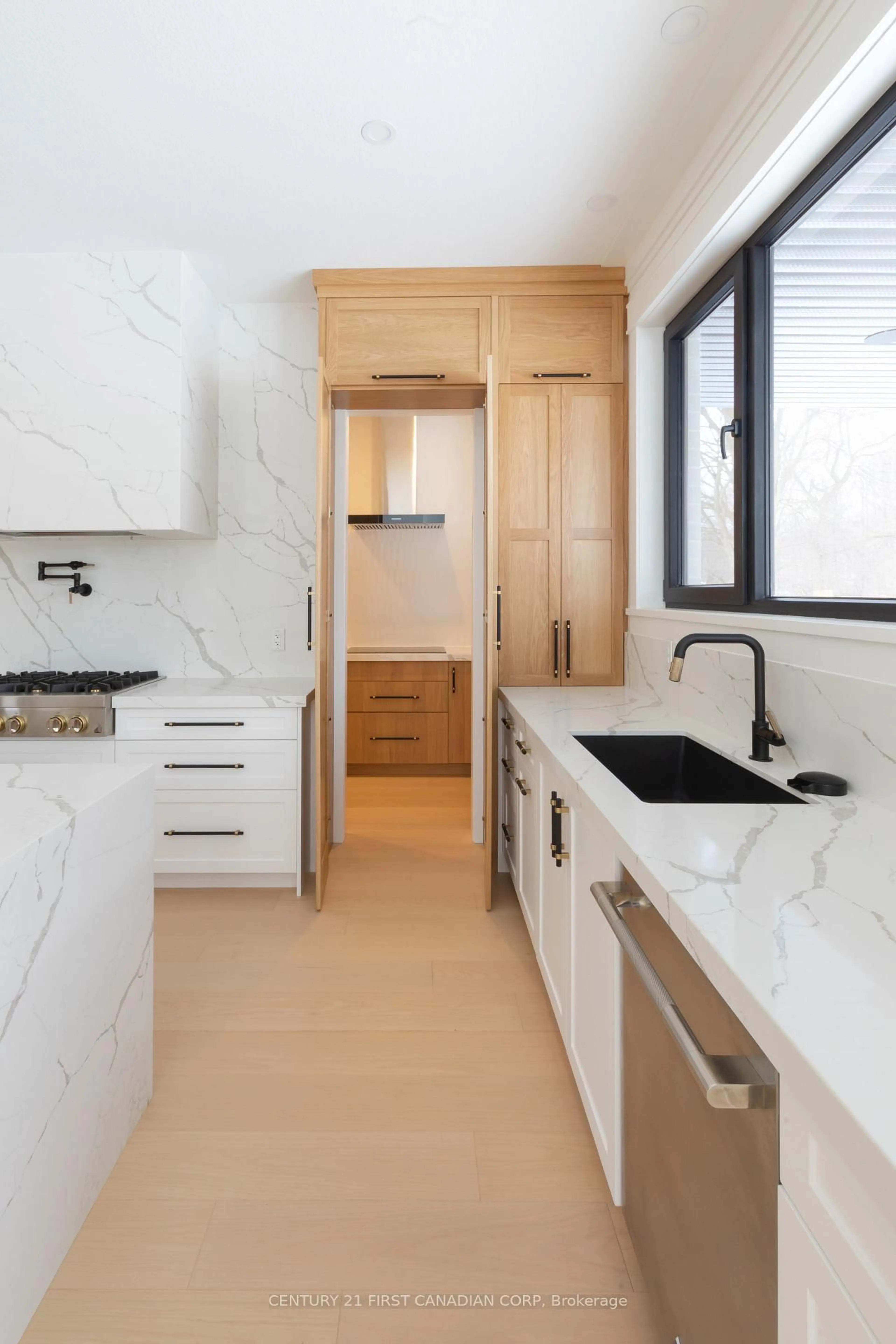 Contemporary kitchen, ceramic/tile floor for 3108 Gillespie Tr, London South Ontario N6P 0L4