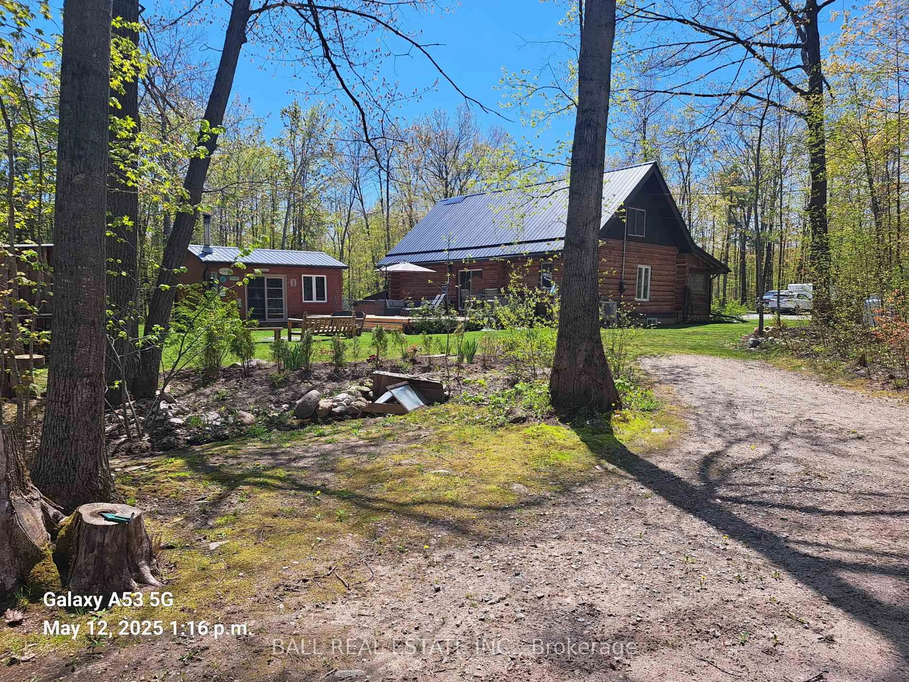 A pic from outside/outdoor area/front of a property/back of a property/a pic from drone, forest/trees view for 1155 Mississauga St, Curve Lake First Nation 35 Ontario K0L 1R0