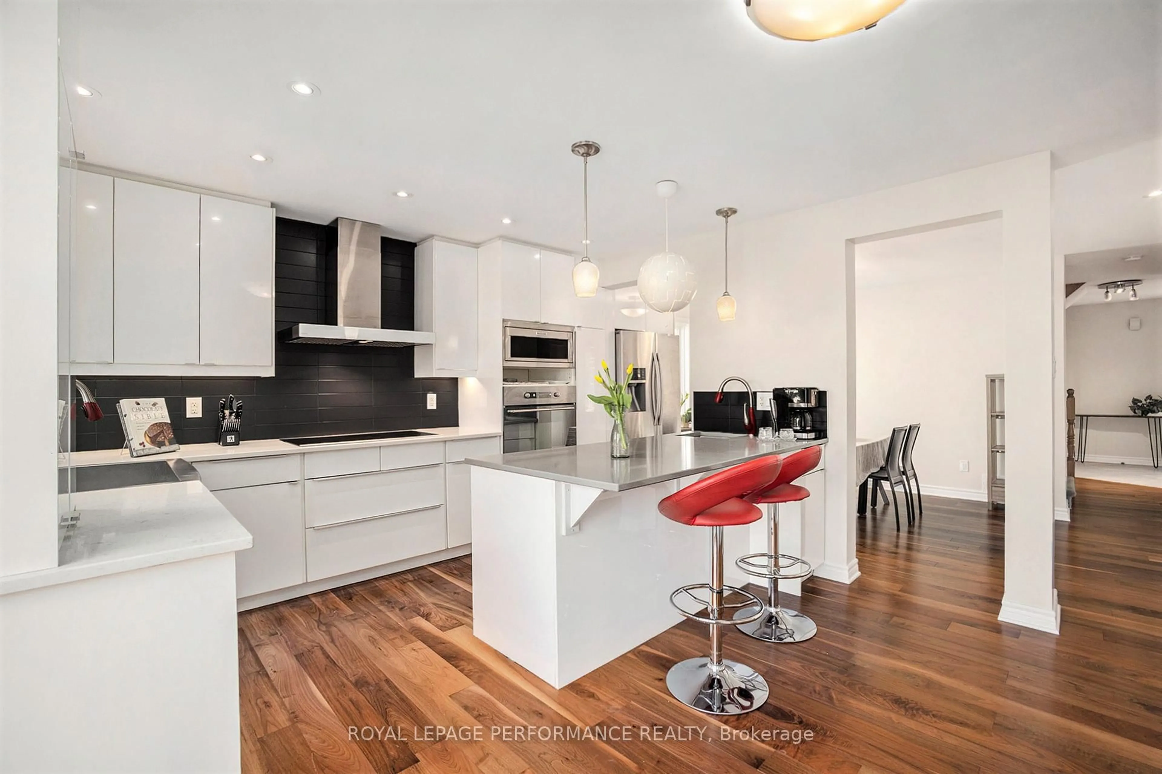 Contemporary kitchen, unknown for 56 Ipswich Terr, Ottawa Ontario K2K 2R3