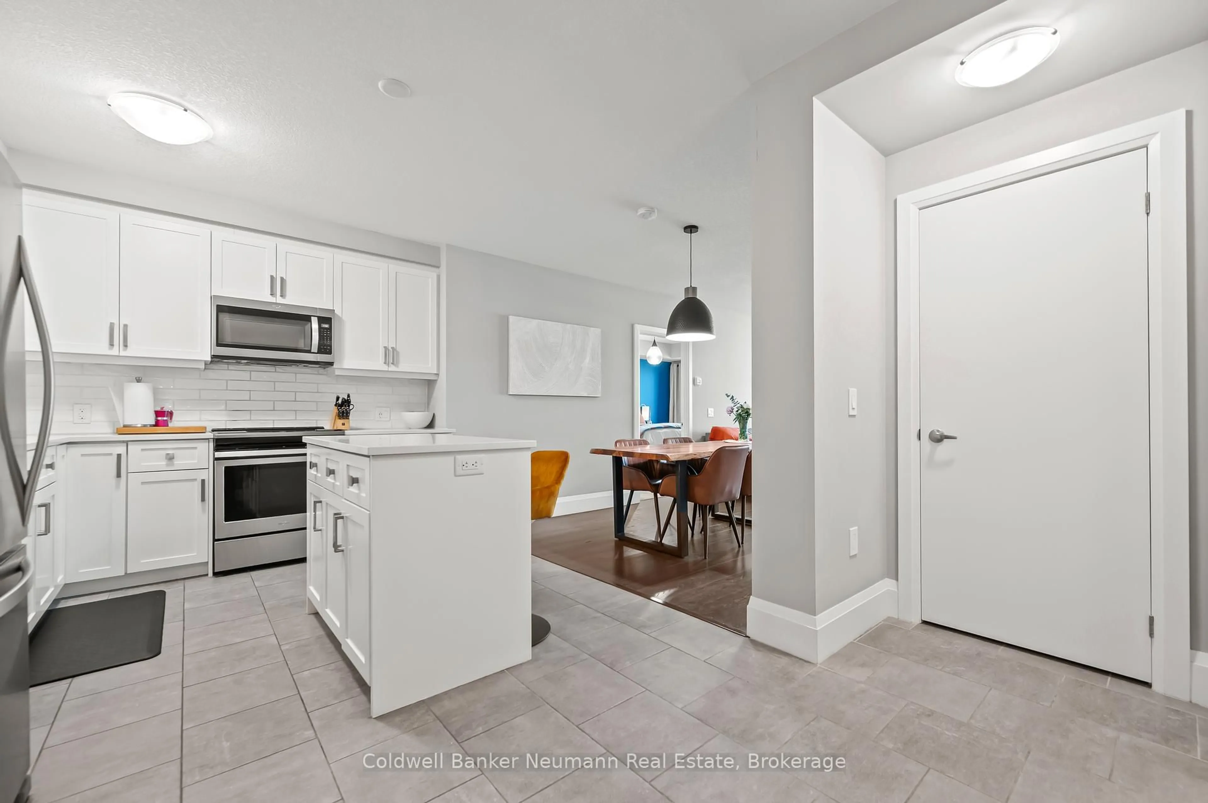Open concept kitchen, ceramic/tile floor for 73 Arthur St #612, Guelph Ontario N1E 0S6