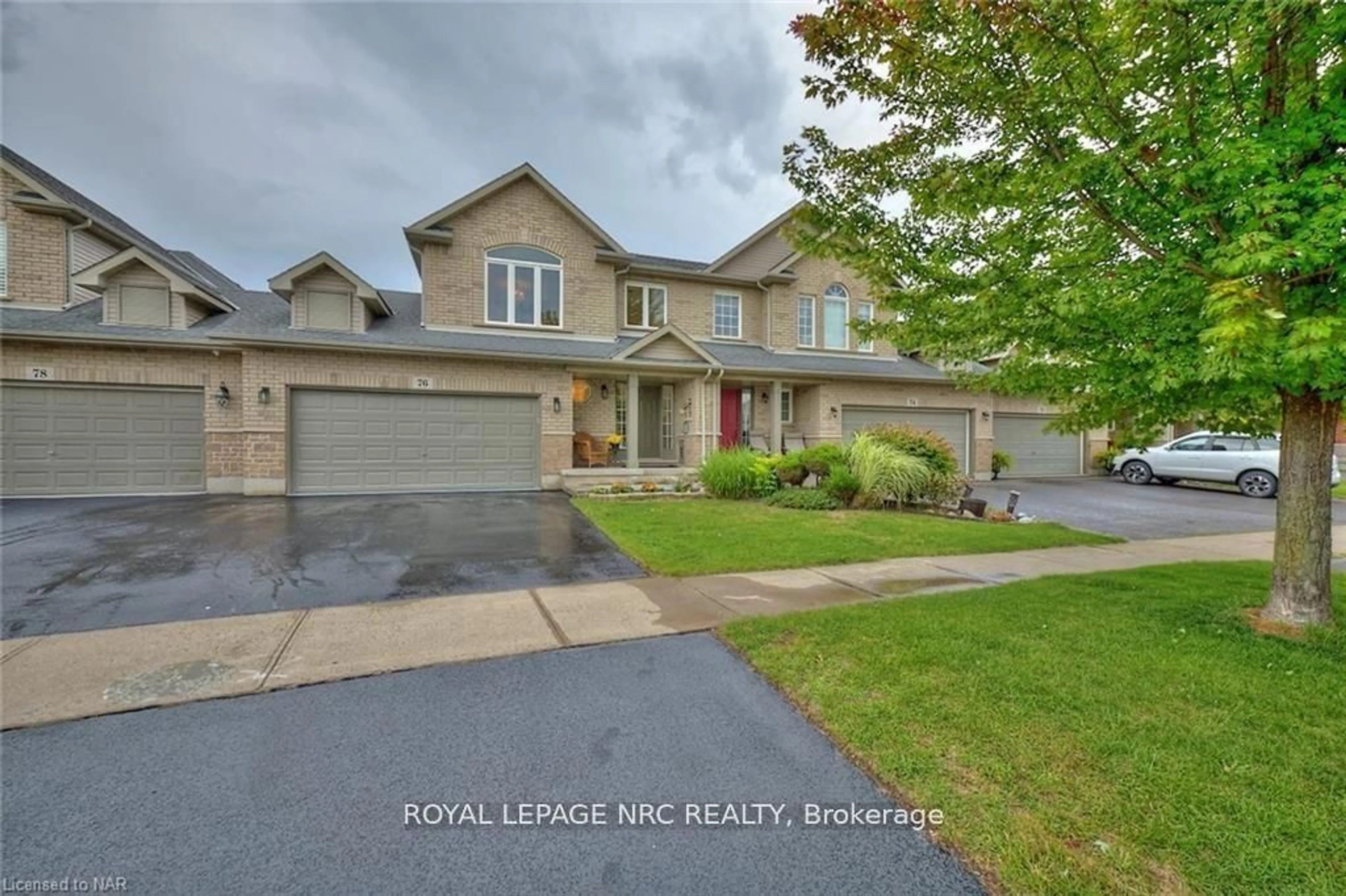 A pic from outside/outdoor area/front of a property/back of a property/a pic from drone, street for 76 Loretta Dr, Niagara-on-the-Lake Ontario L0S 1T0