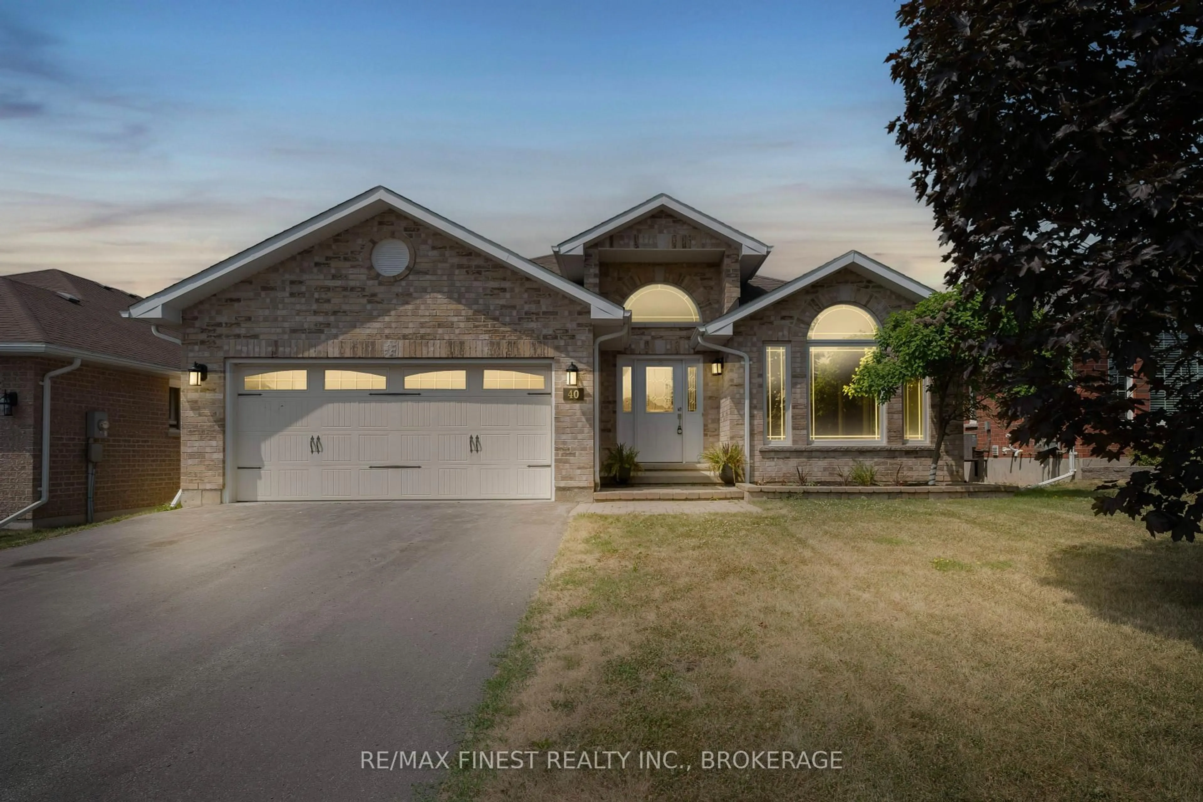 A pic from outside/outdoor area/front of a property/back of a property/a pic from drone, street for 40 Cherrywood Pkwy, Greater Napanee Ontario K7R 3L1