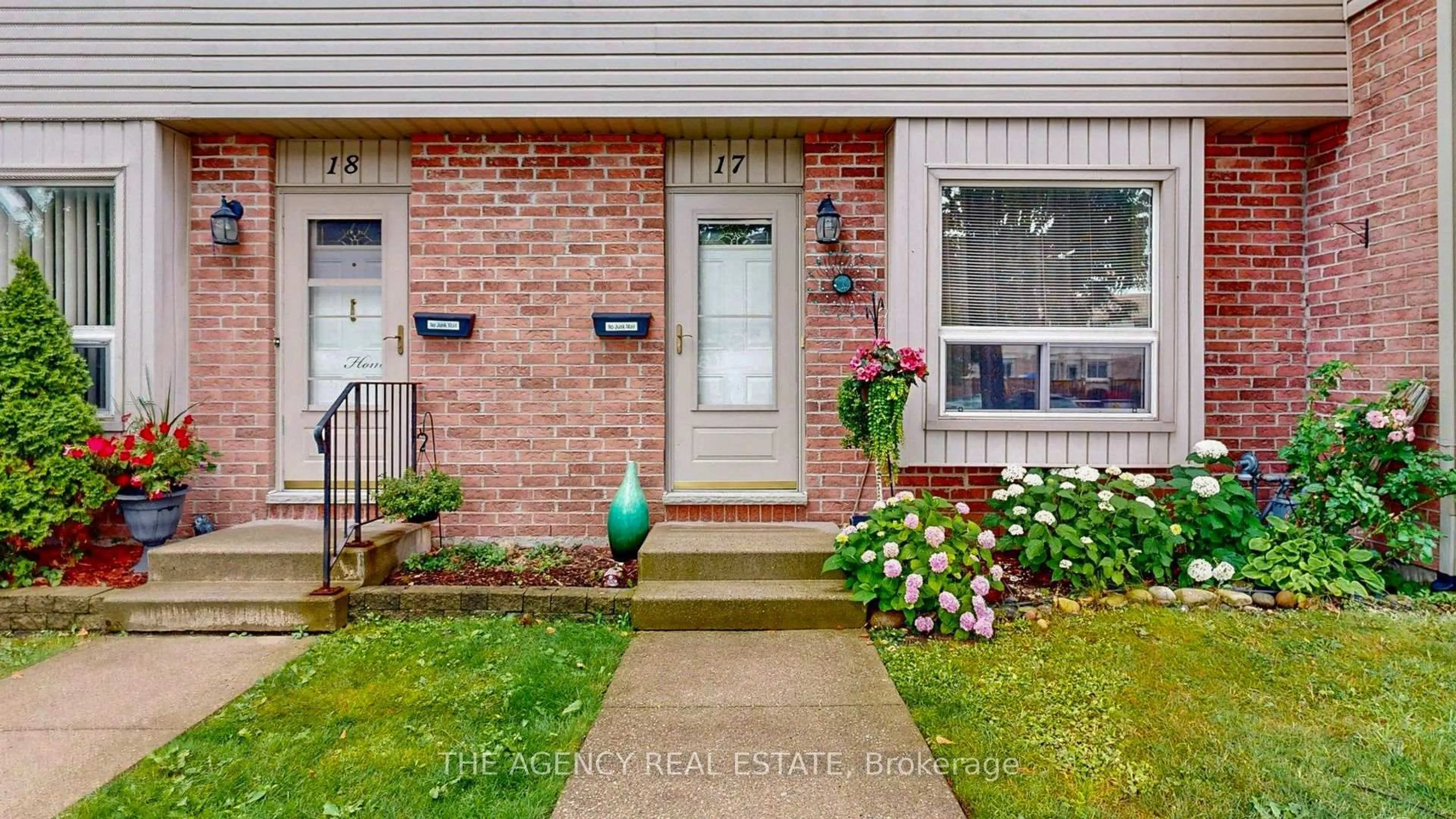 Home with brick exterior material, street for 226 Highview Ave #17, London South Ontario N6J 4K1
