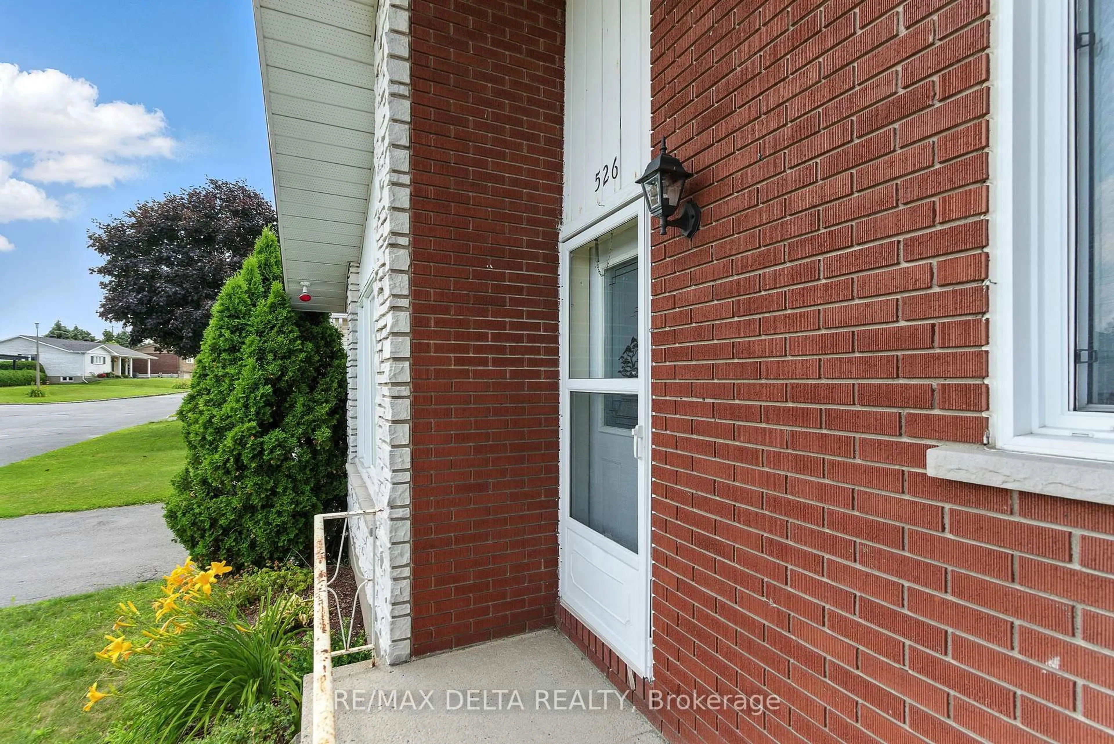 Home with brick exterior material, street for 524-526 Theriault St, Hawkesbury Ontario K6A 1Z3