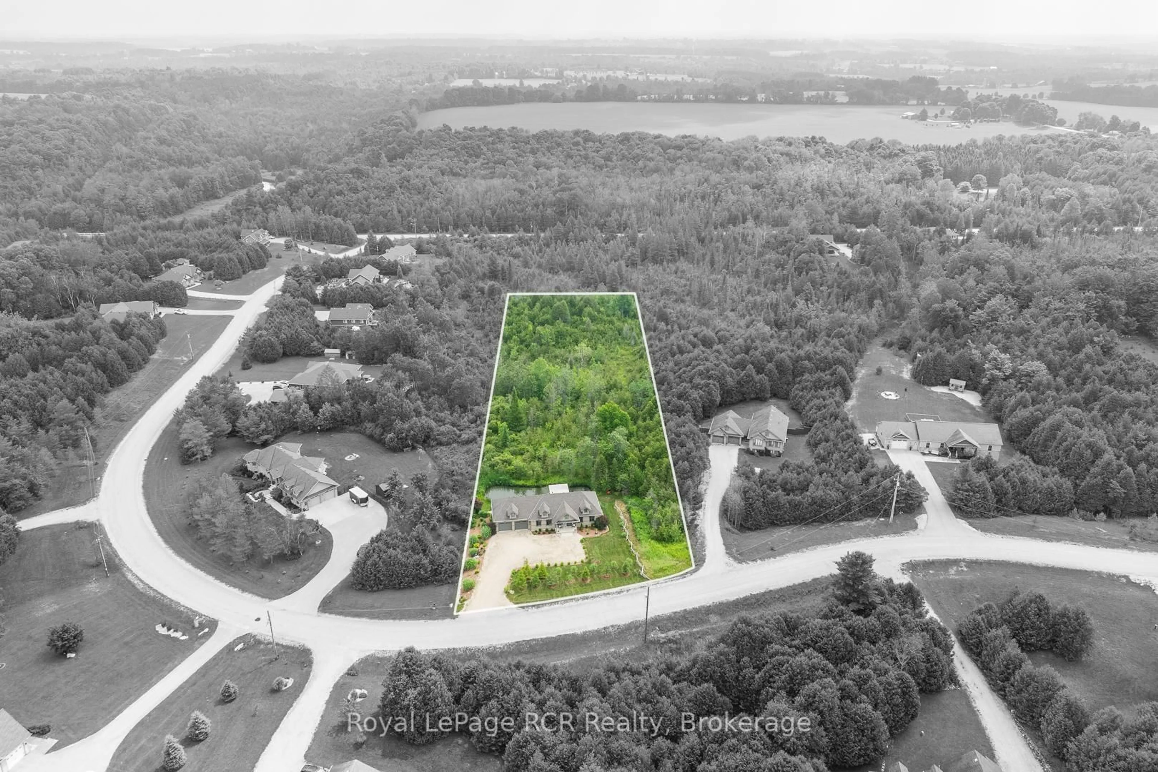 A pic from outside/outdoor area/front of a property/back of a property/a pic from drone, unknown for 112 Scotts Hill Rd, West Grey Ontario N4N 3B8