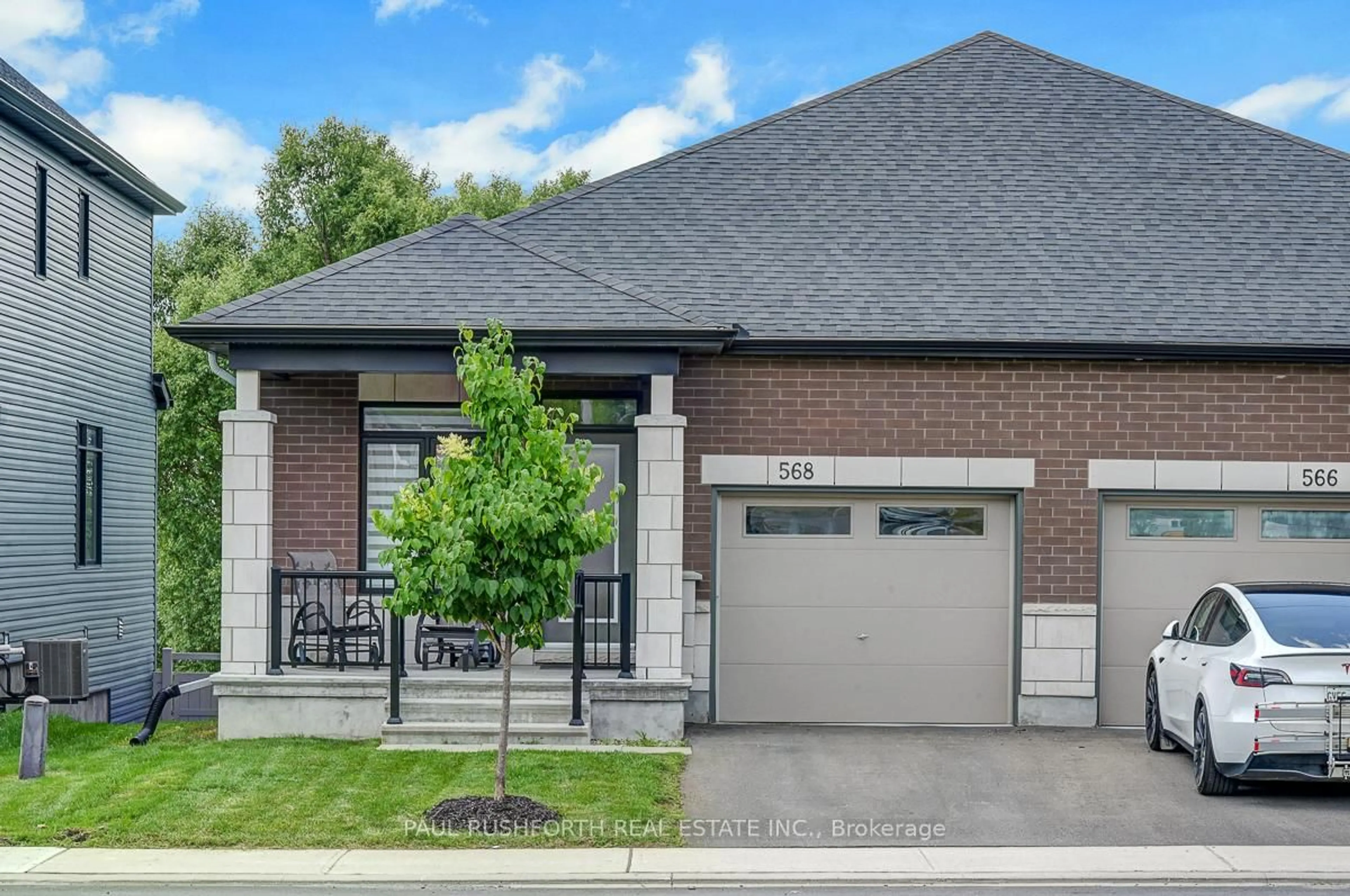 Home with brick exterior material, street for 568 Knotridge St, Ottawa Ontario K1W 0M2