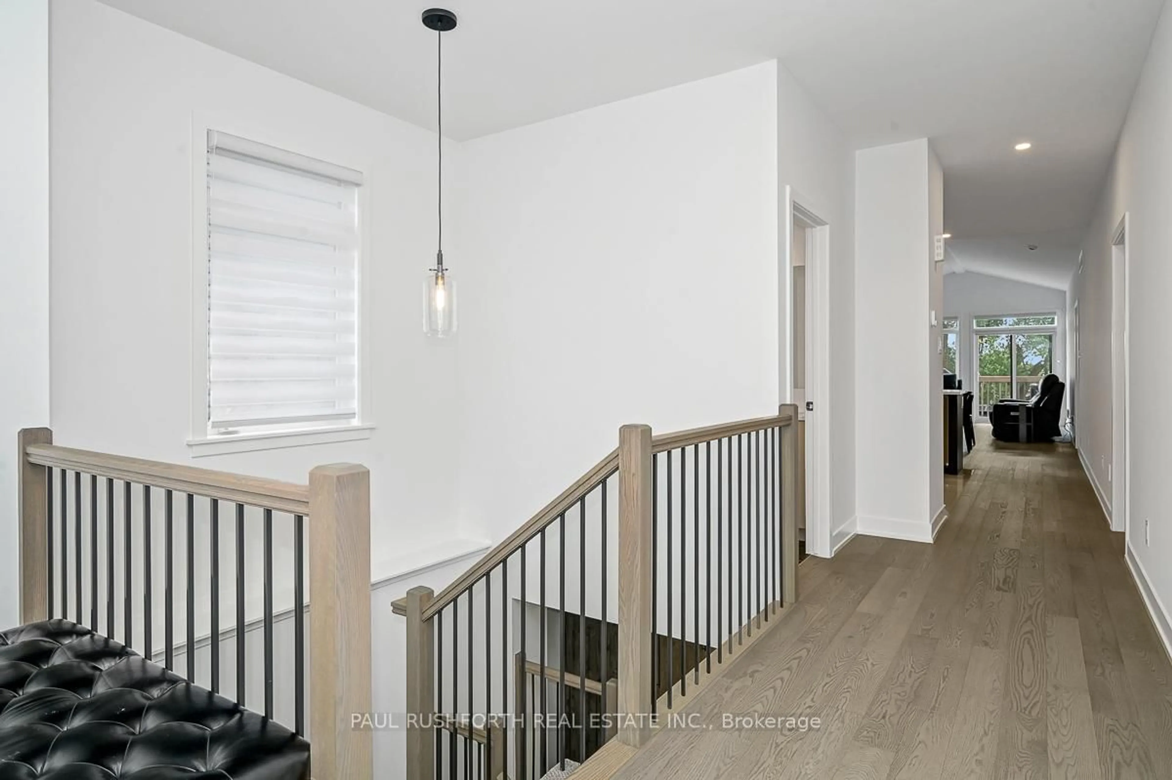 Unknown for 568 Knotridge St, Ottawa Ontario K1W 0M2