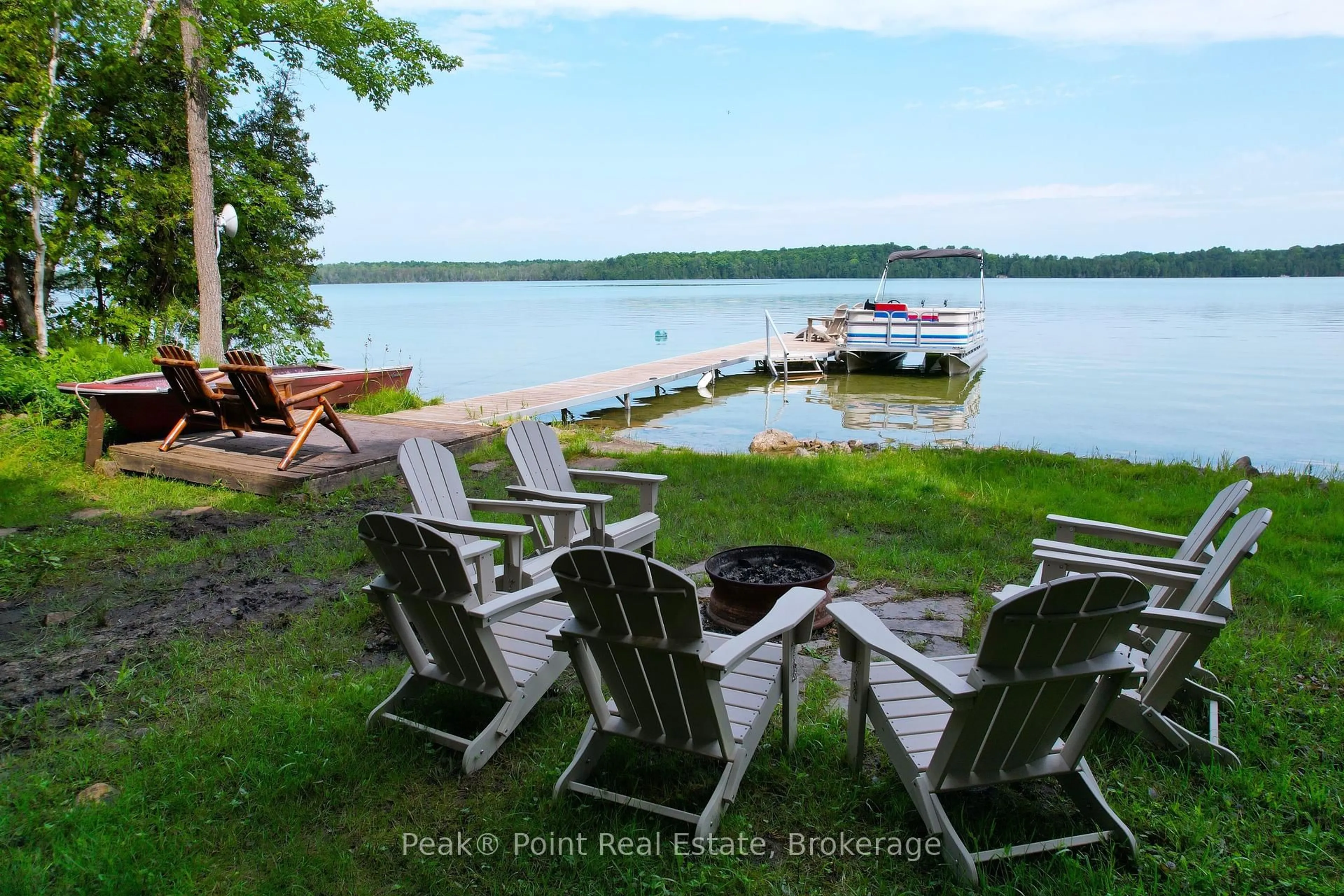 Patio, water/lake/river/ocean view for 121 Kings Rd, Georgian Bluffs Ontario N0H 2T0