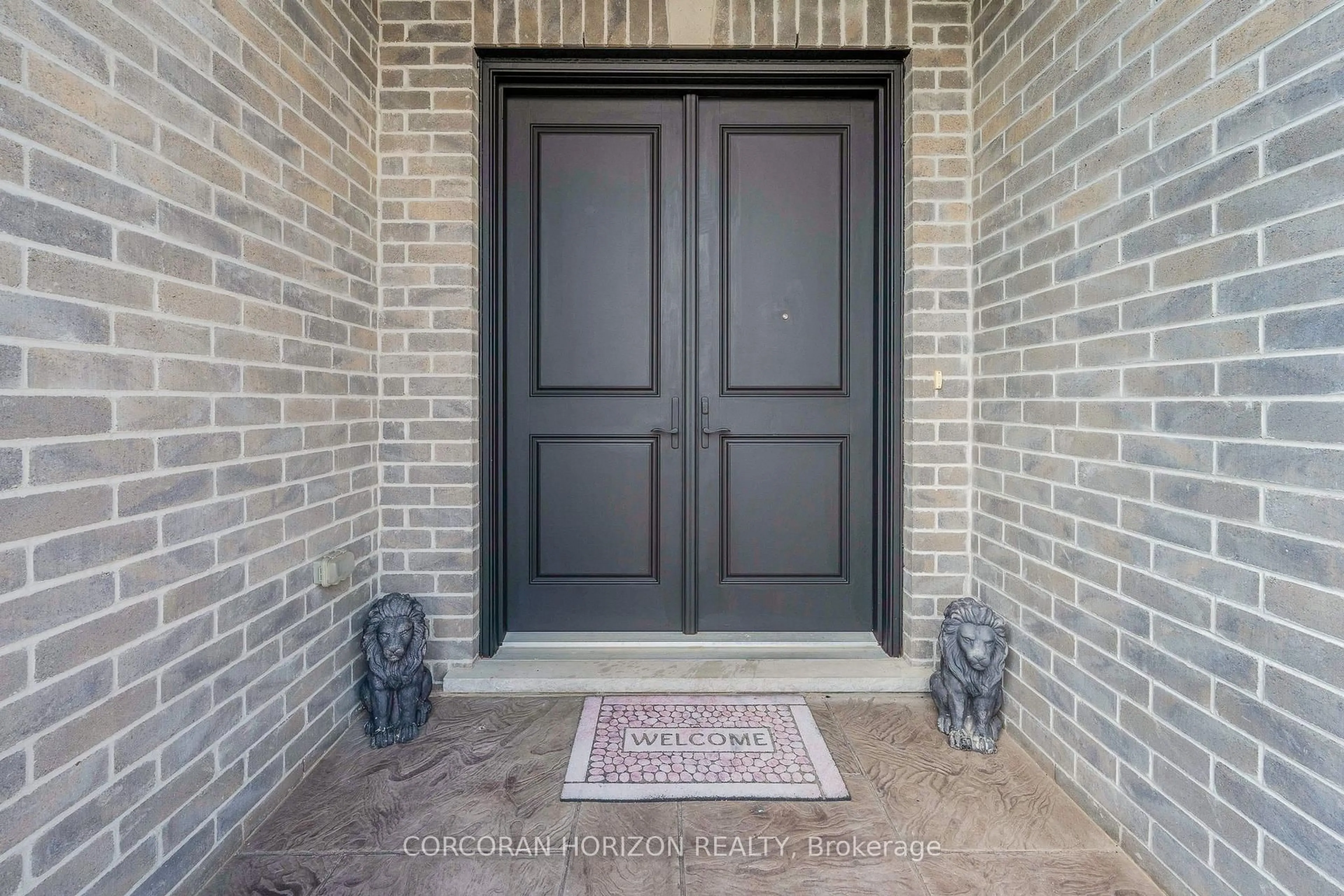 Indoor entryway for 209 River Birch St, Kitchener Ontario N2C 2V3