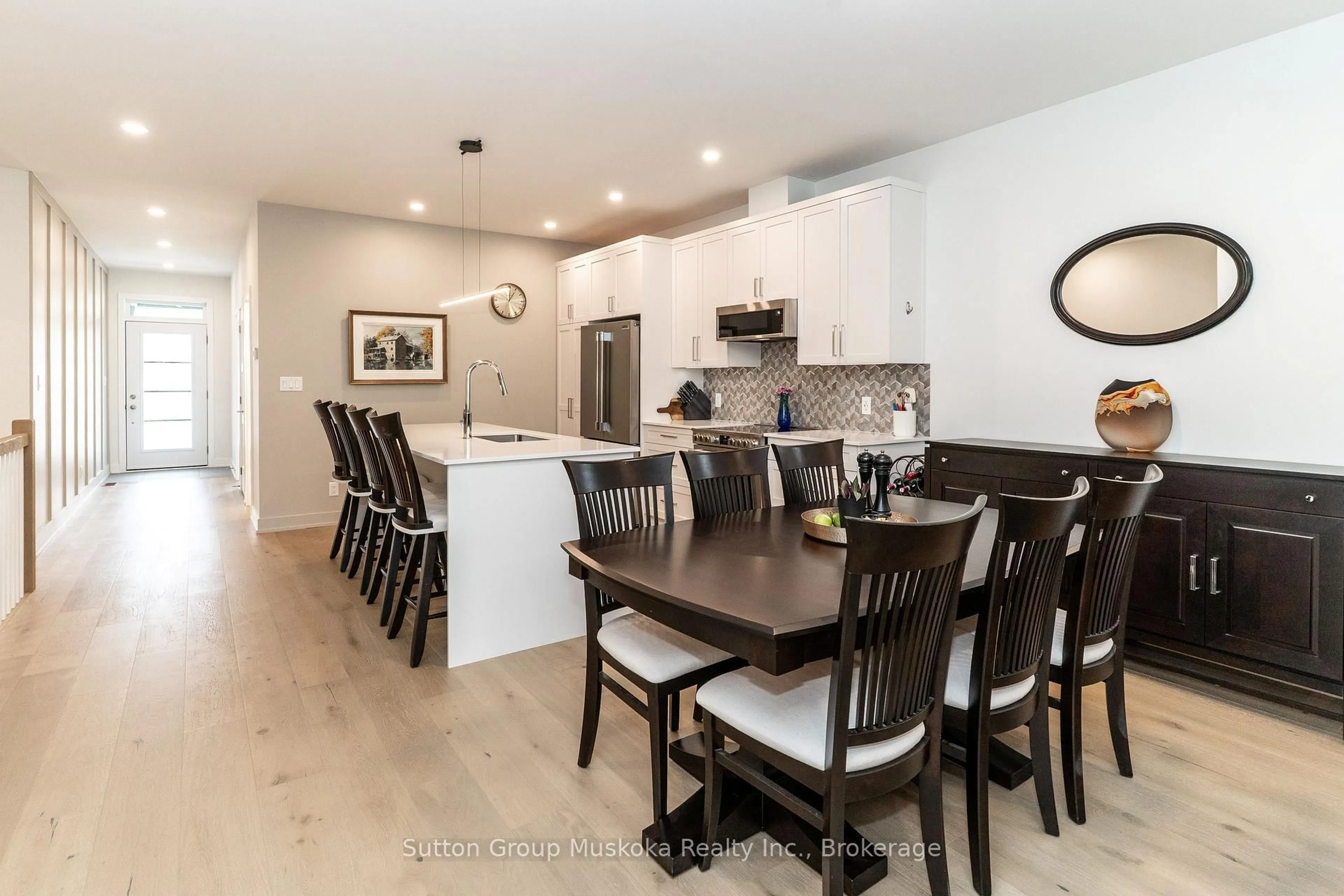 Open concept kitchen, unknown for 9 Jack St, Huntsville Ontario P1H 0G4