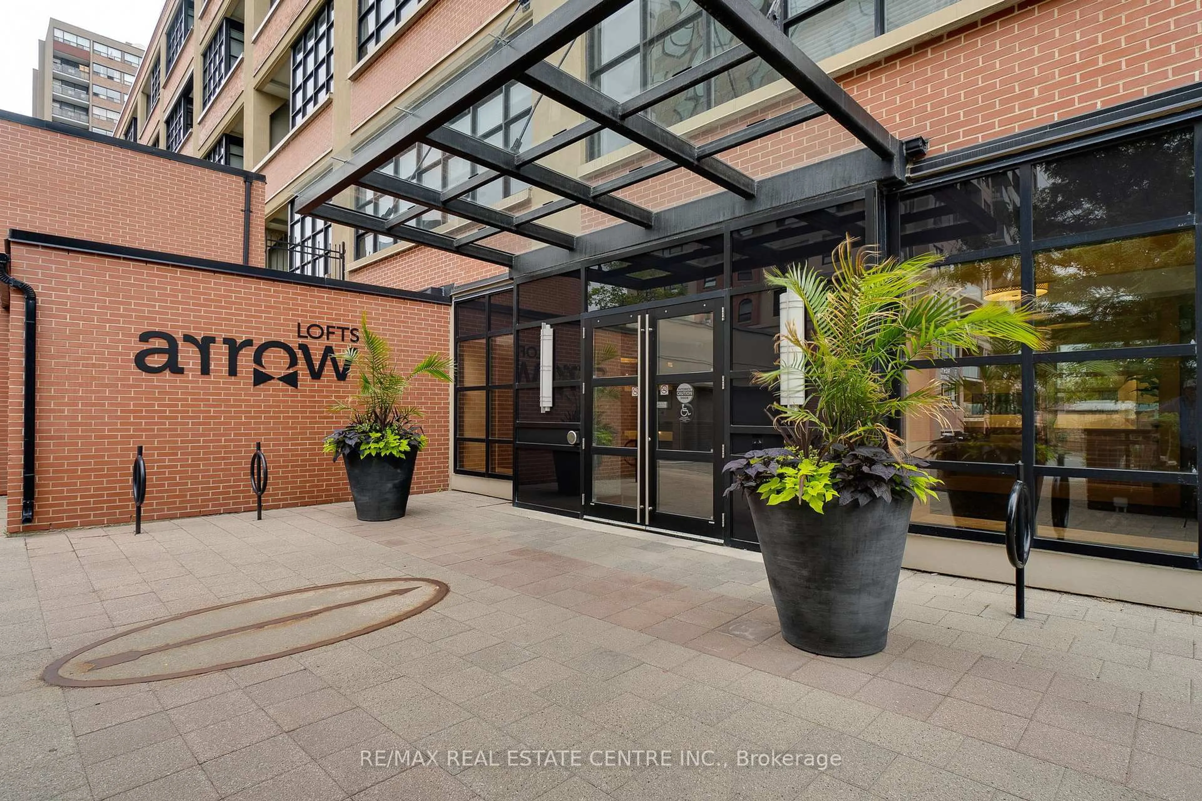 Unknown for 112 Benton St #211, Kitchener Ontario N2G 3H6