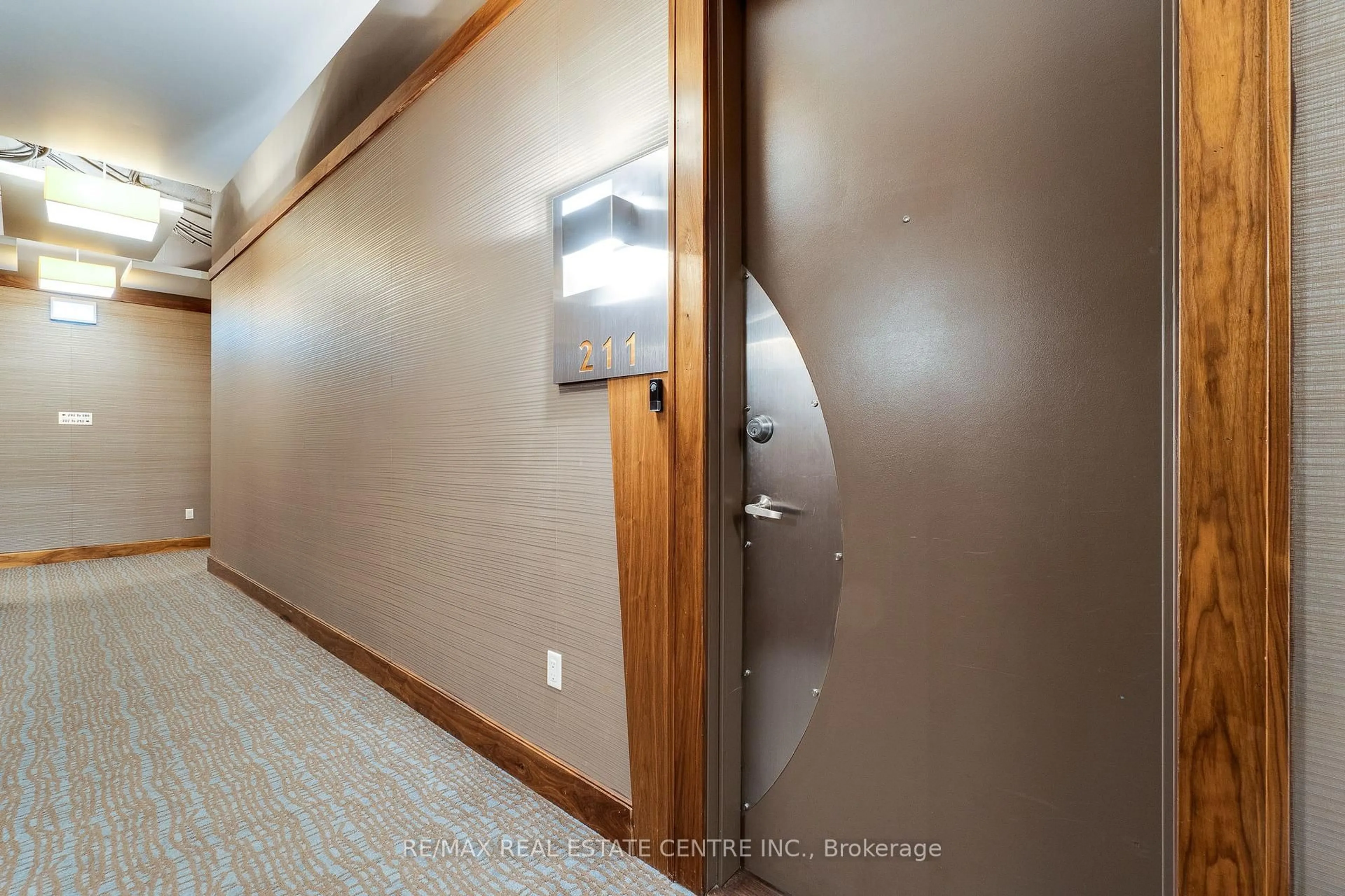 A pic of a room for 112 Benton St #211, Kitchener Ontario N2G 3H6