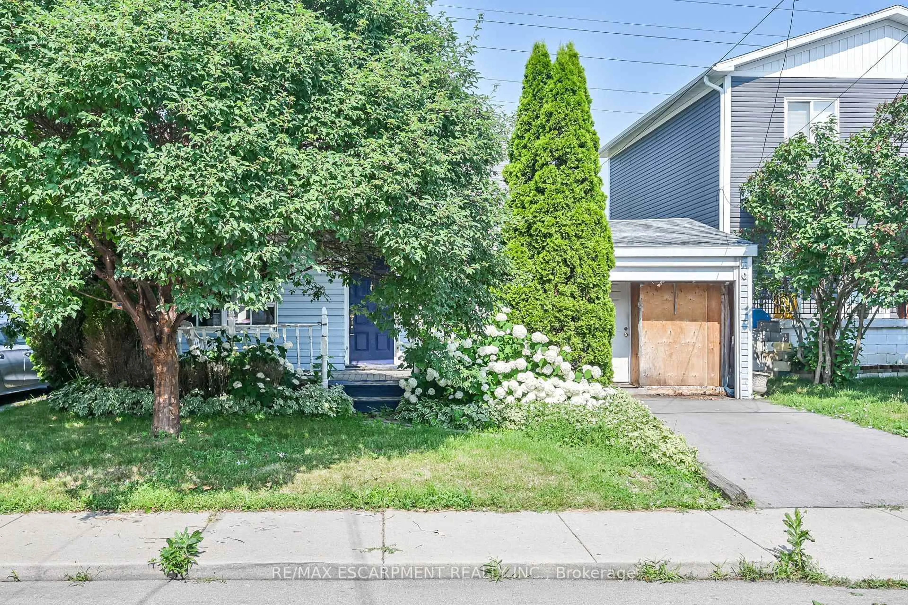 Unknown for 155 Selkirk Ave, Hamilton Ontario L8H 5M1