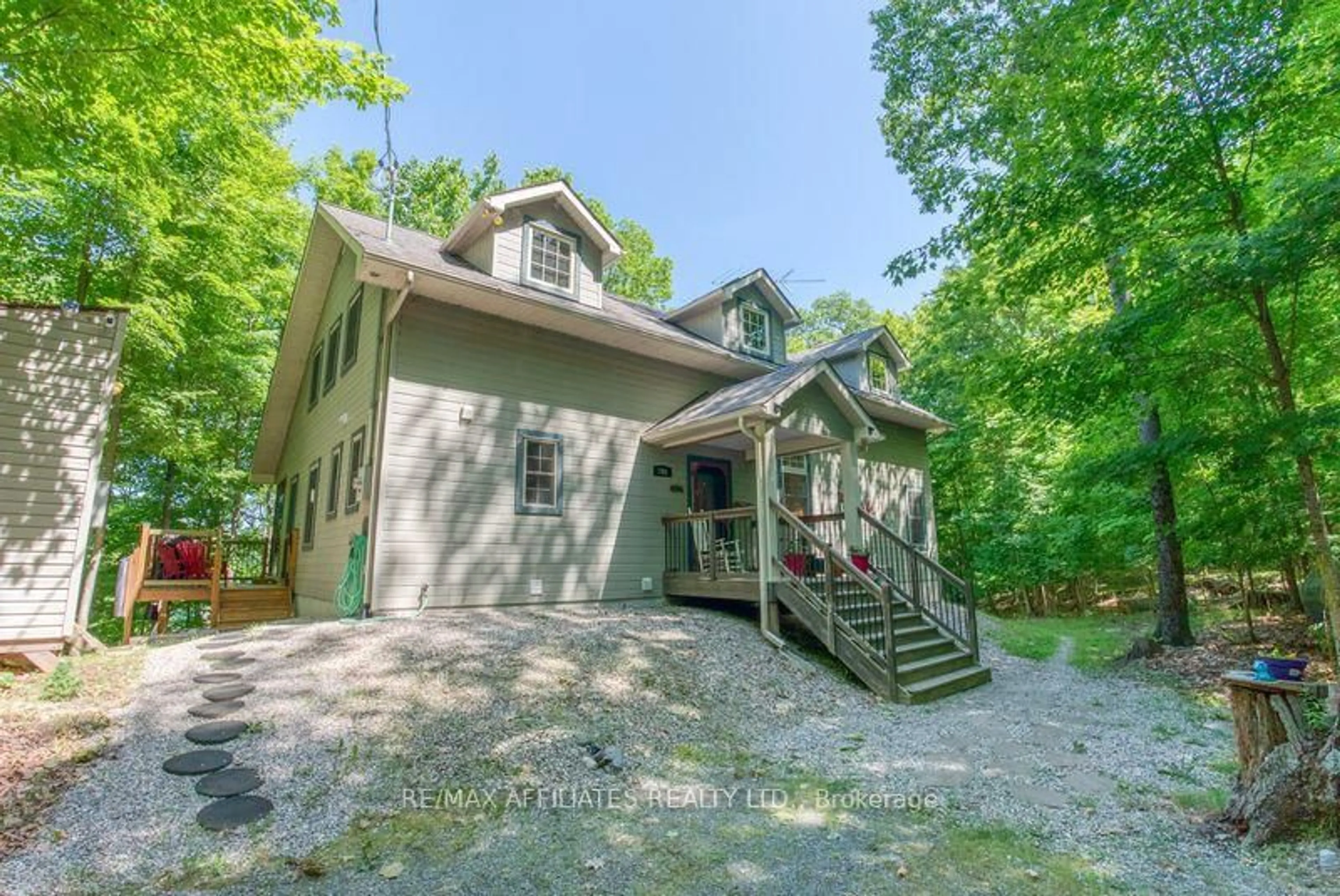 A pic from outside/outdoor area/front of a property/back of a property/a pic from drone, unknown for 200 Walnut Point Rd, Rideau Lakes Ontario K0G 1E0