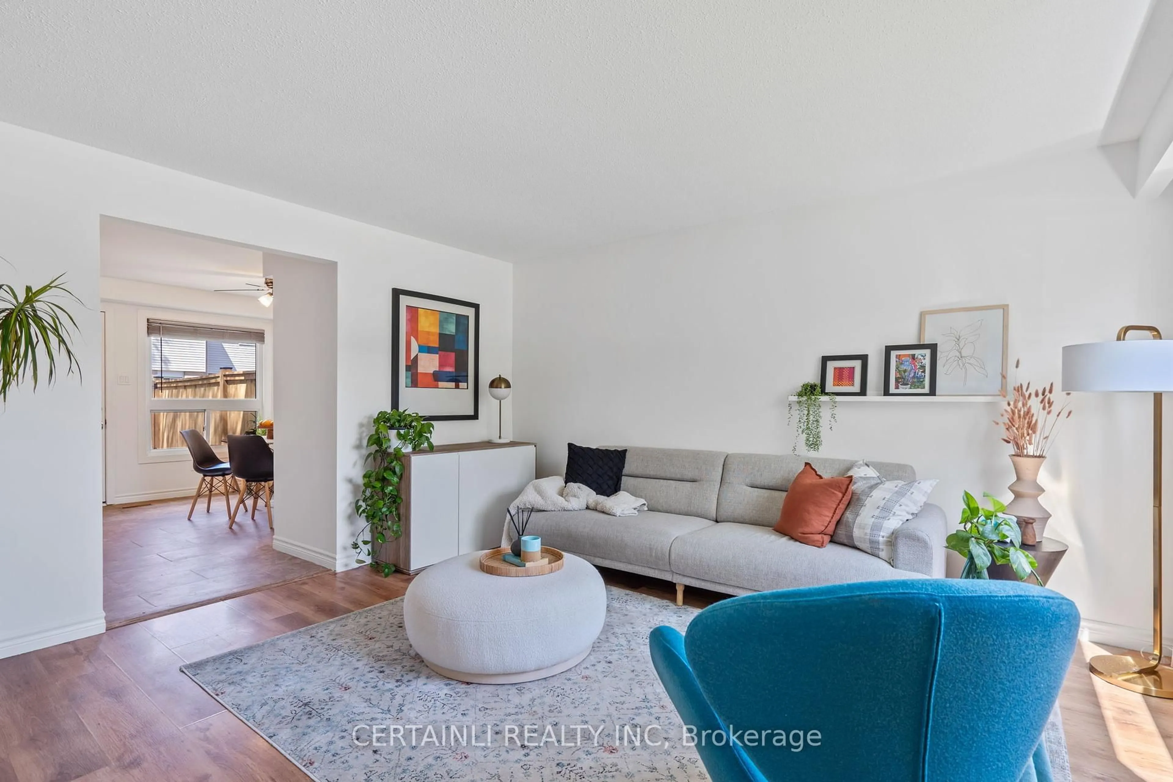 Living room with furniture, unknown for 40 Tiffany Dr #32, London East Ontario N5V 3N3