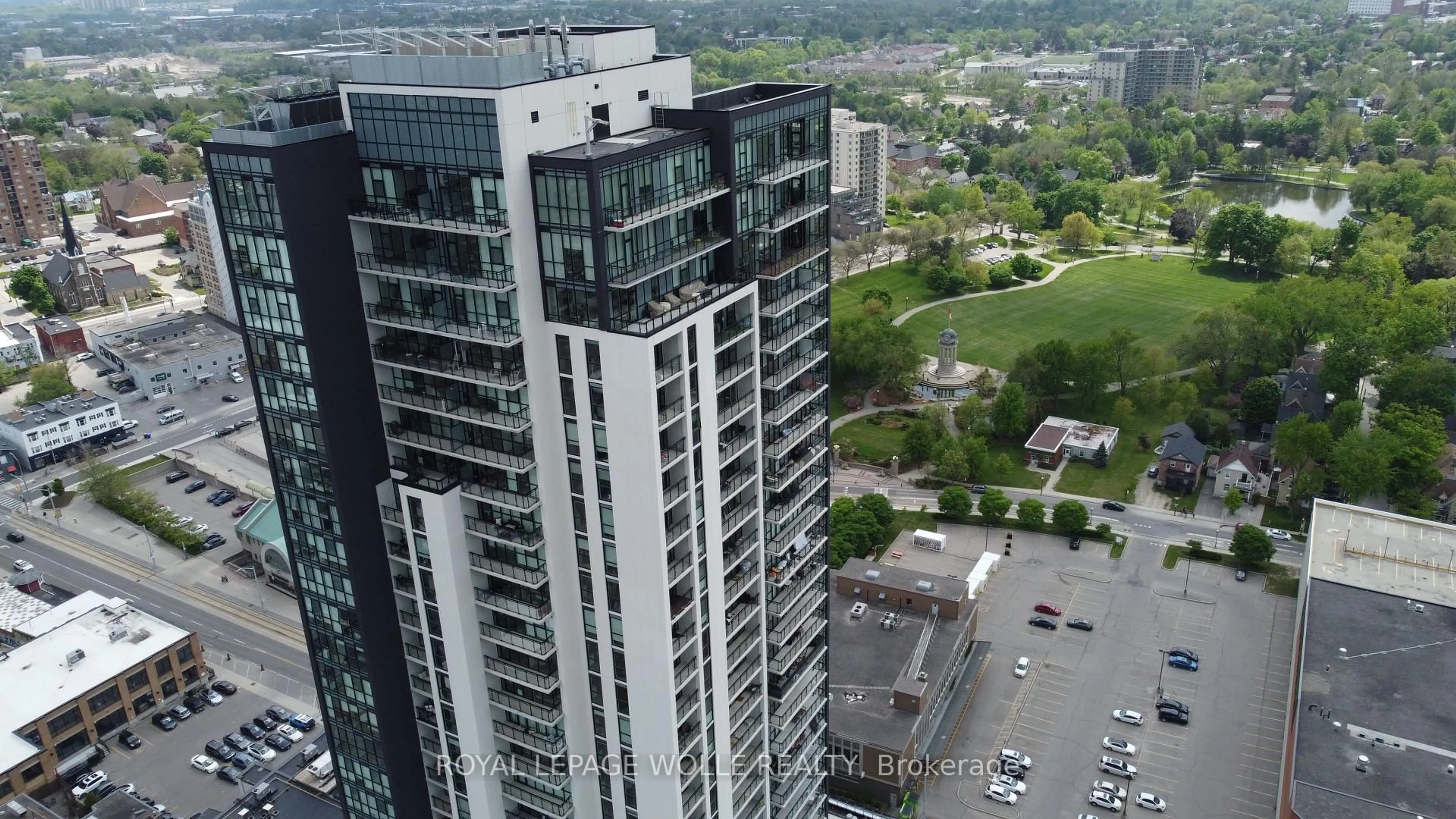 A pic from outside/outdoor area/front of a property/back of a property/a pic from drone, city buildings view from balcony for 1601 Charles St #1601, Kitchener Ontario N2G 0C9