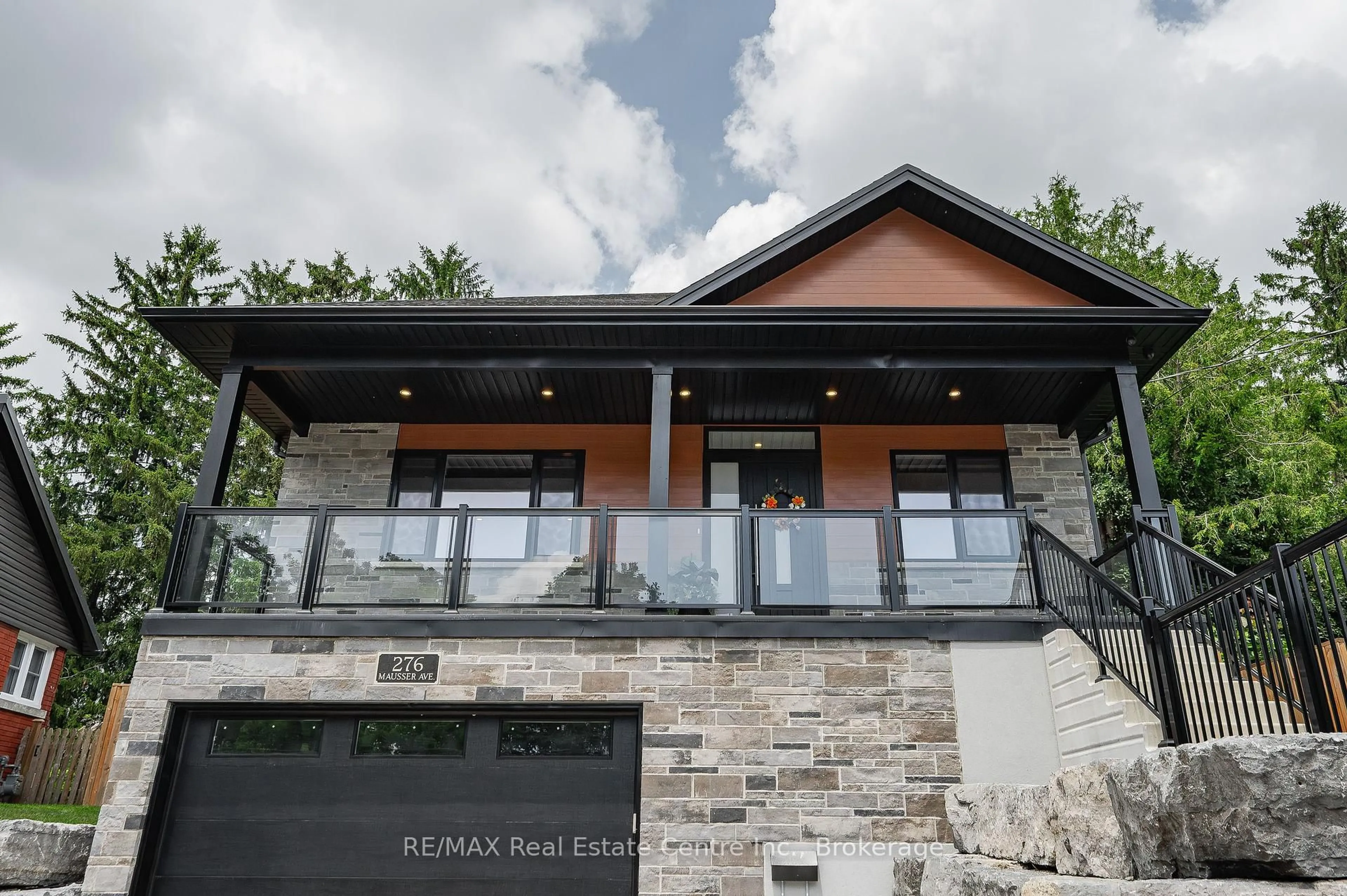Home with brick exterior material, unknown for 276 Mausser Ave, Kitchener Ontario N2M 3L1