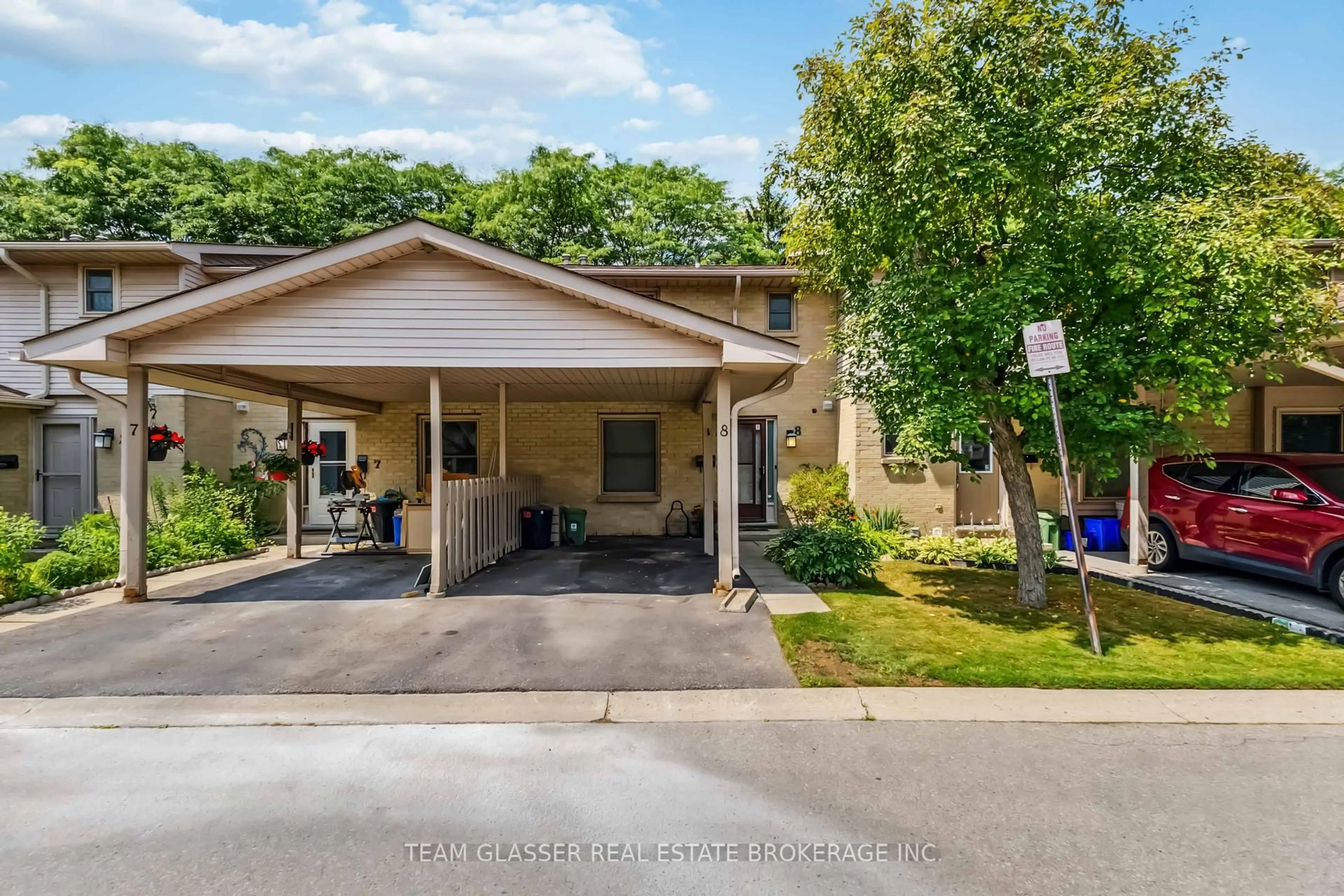 Unknown for 1318 HIGHBURY Ave #8, London East Ontario N5Y 5E5