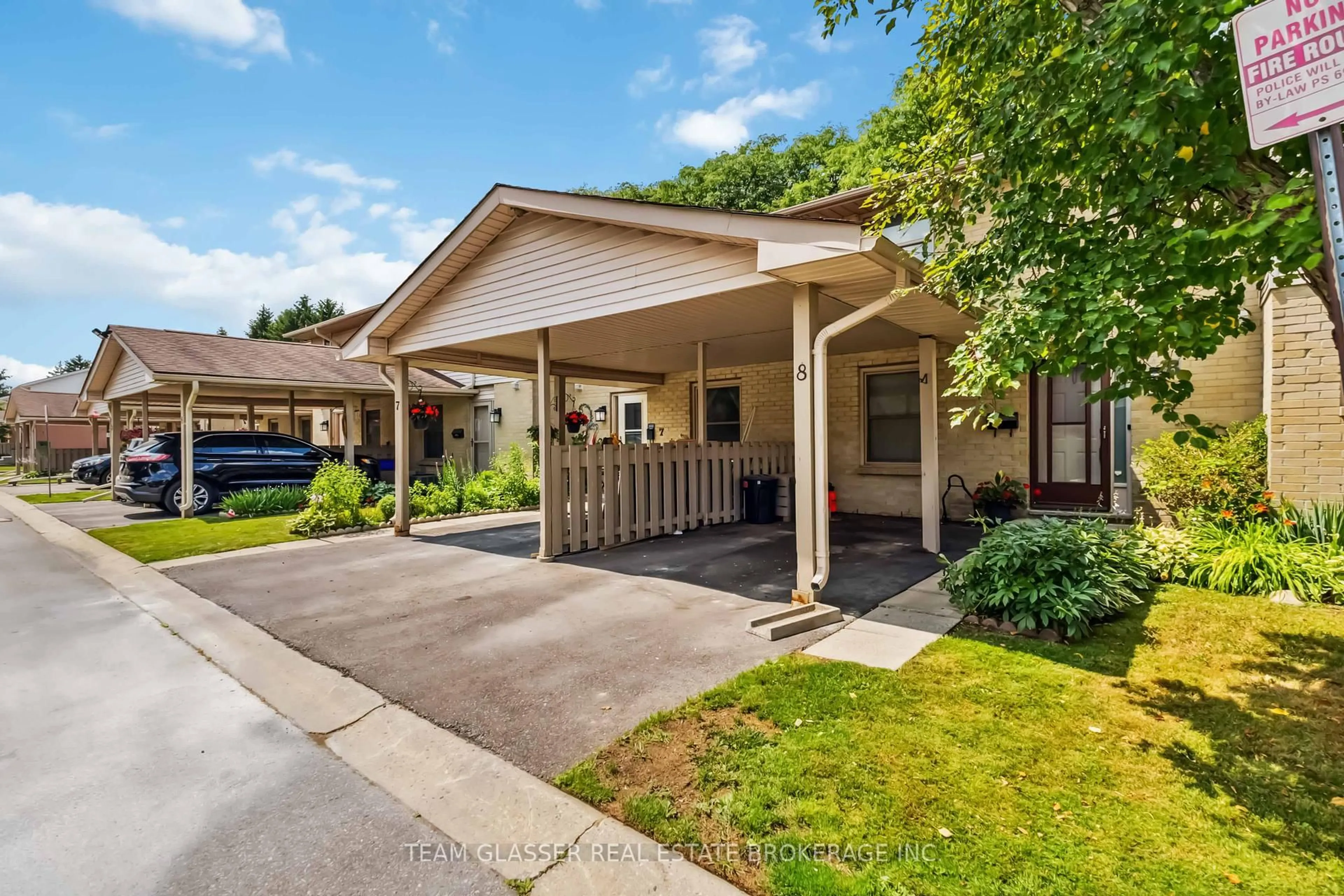 Home with vinyl exterior material, street for 1318 HIGHBURY Ave #8, London East Ontario N5Y 5E5