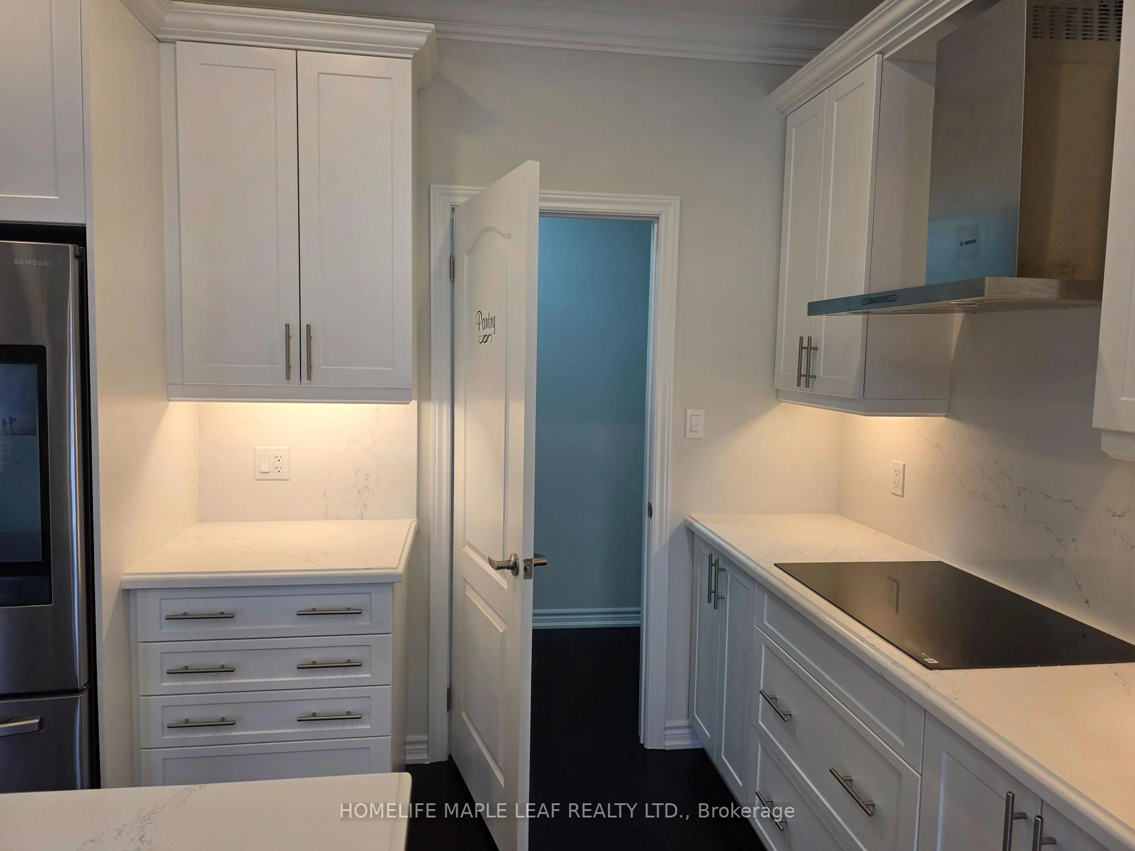 Unknown for 210 Palace St, Thorold Ontario L2V 3P4