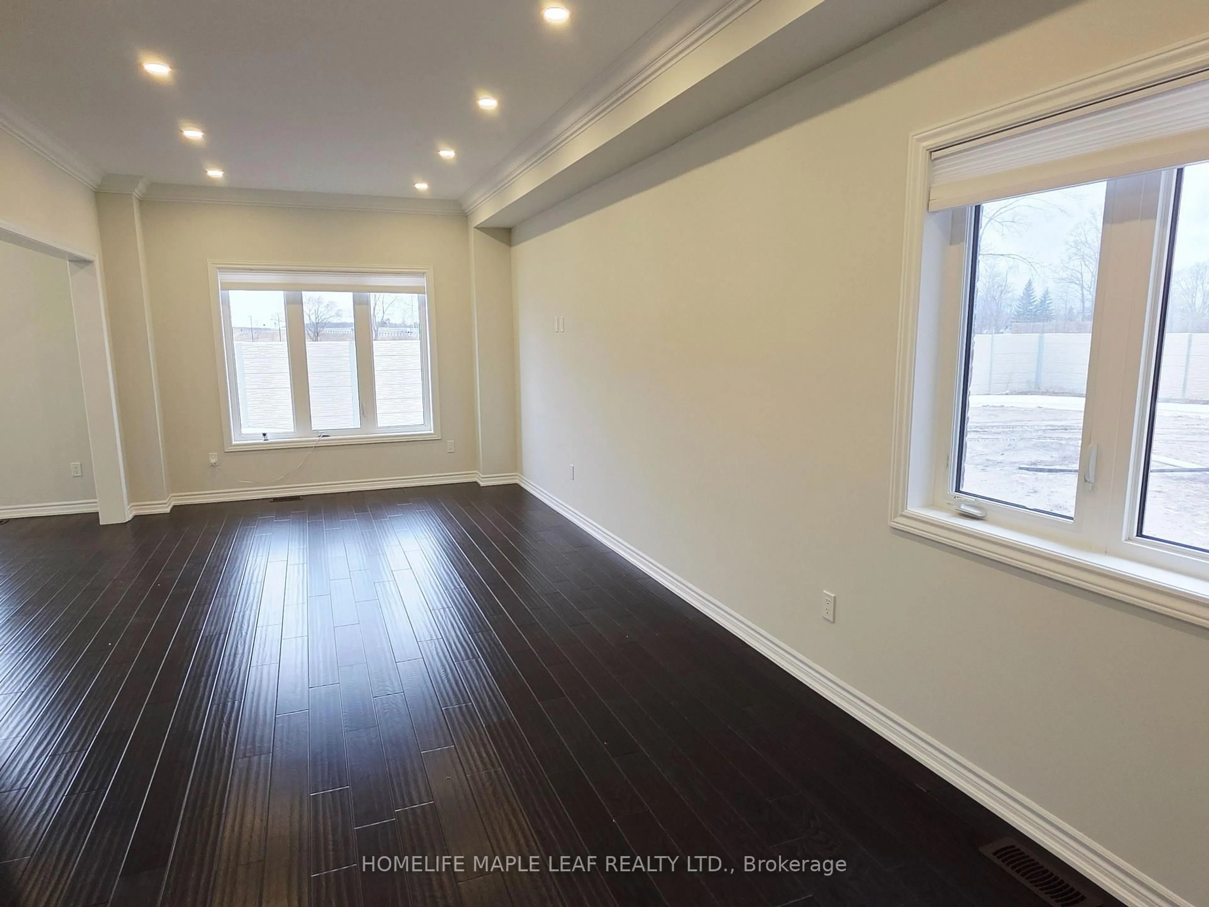 A pic of a room for 210 Palace St, Thorold Ontario L2V 3P4